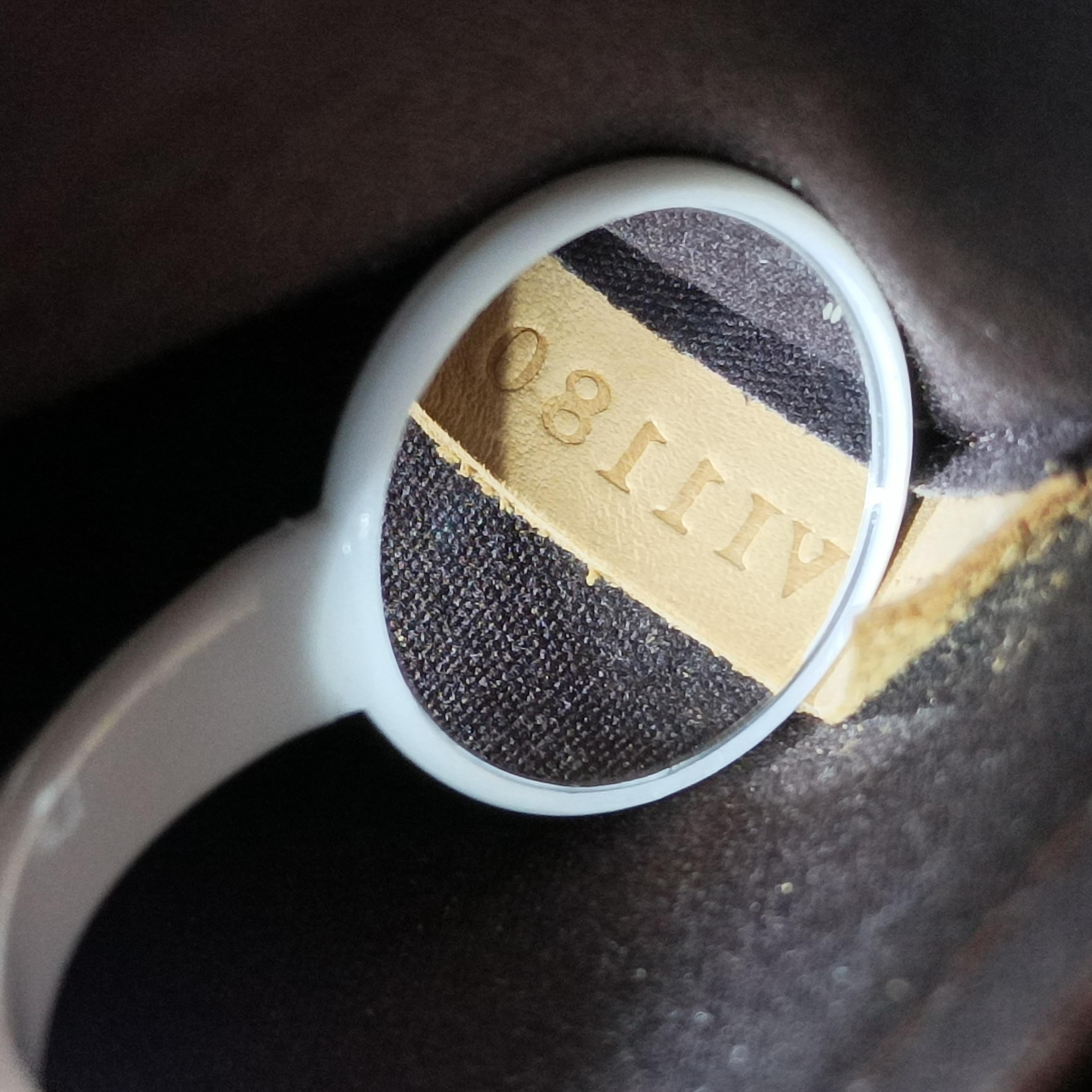 MELROSE AVENUE AMARANTE Vernis M93757 VI1180メルローズ アヴェニュー アマラント ヴェルニ M93757 VI1180