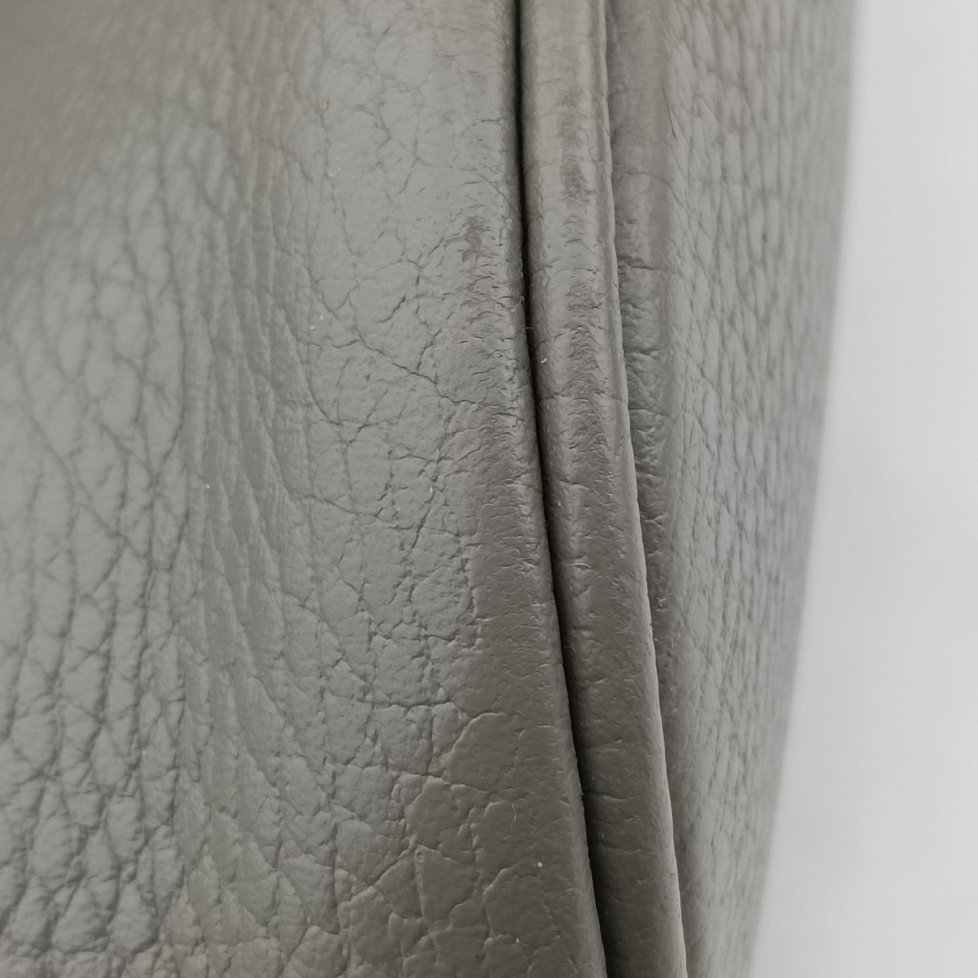 Interlocking G charm Dome Grey Leather 449662 B022469098インターロッキングG チャーム ドーム グレー レザー 449662 B022469098