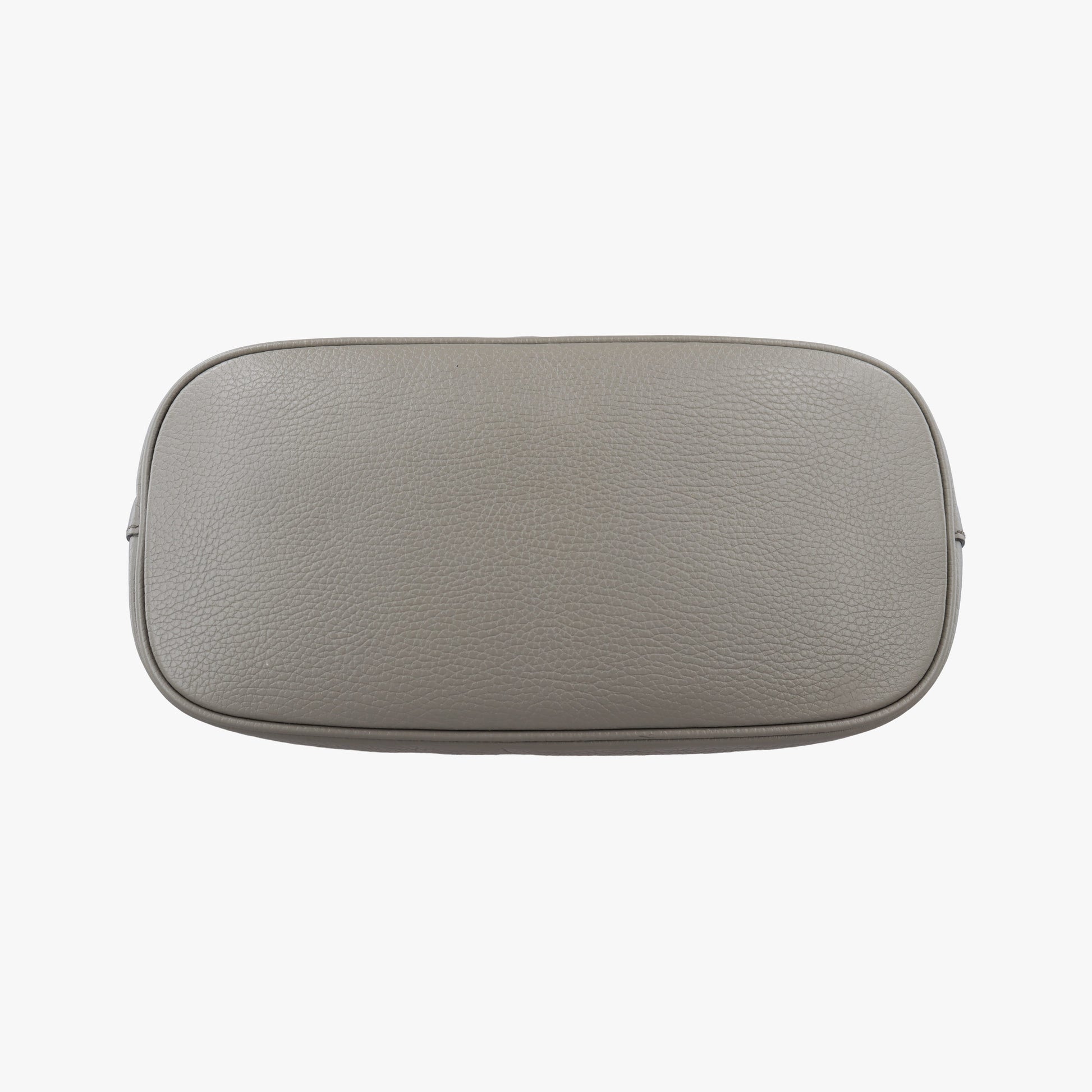 Interlocking G charm Dome Grey Leather 449662 B022469098インターロッキングG チャーム ドーム グレー レザー 449662 B022469098