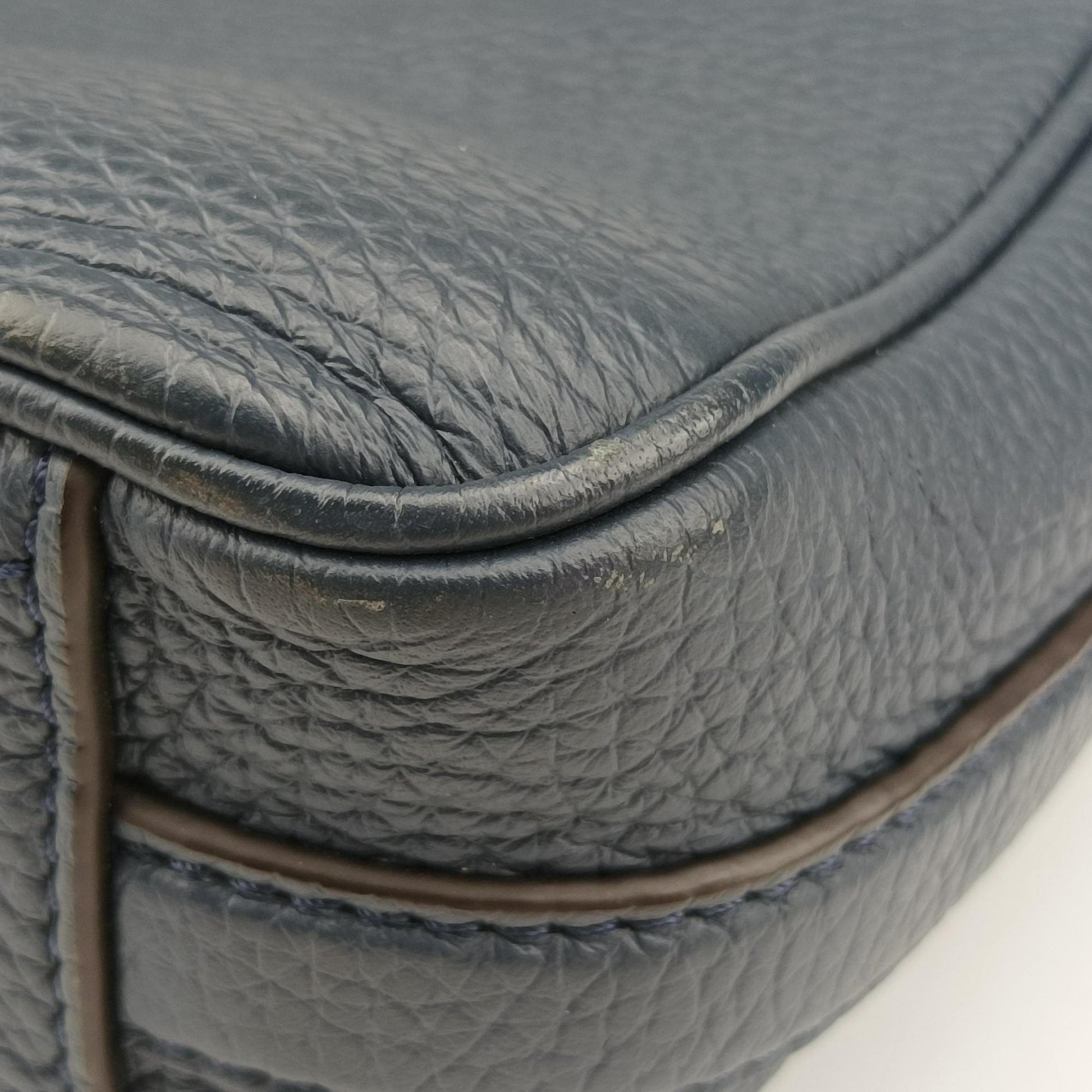 Armand Briefcase MM NAVY Taurillon leather M54380 IC Chipアルマンド ブリーフケース MM ネイビー トリヨンレザー M54380 ICチップ