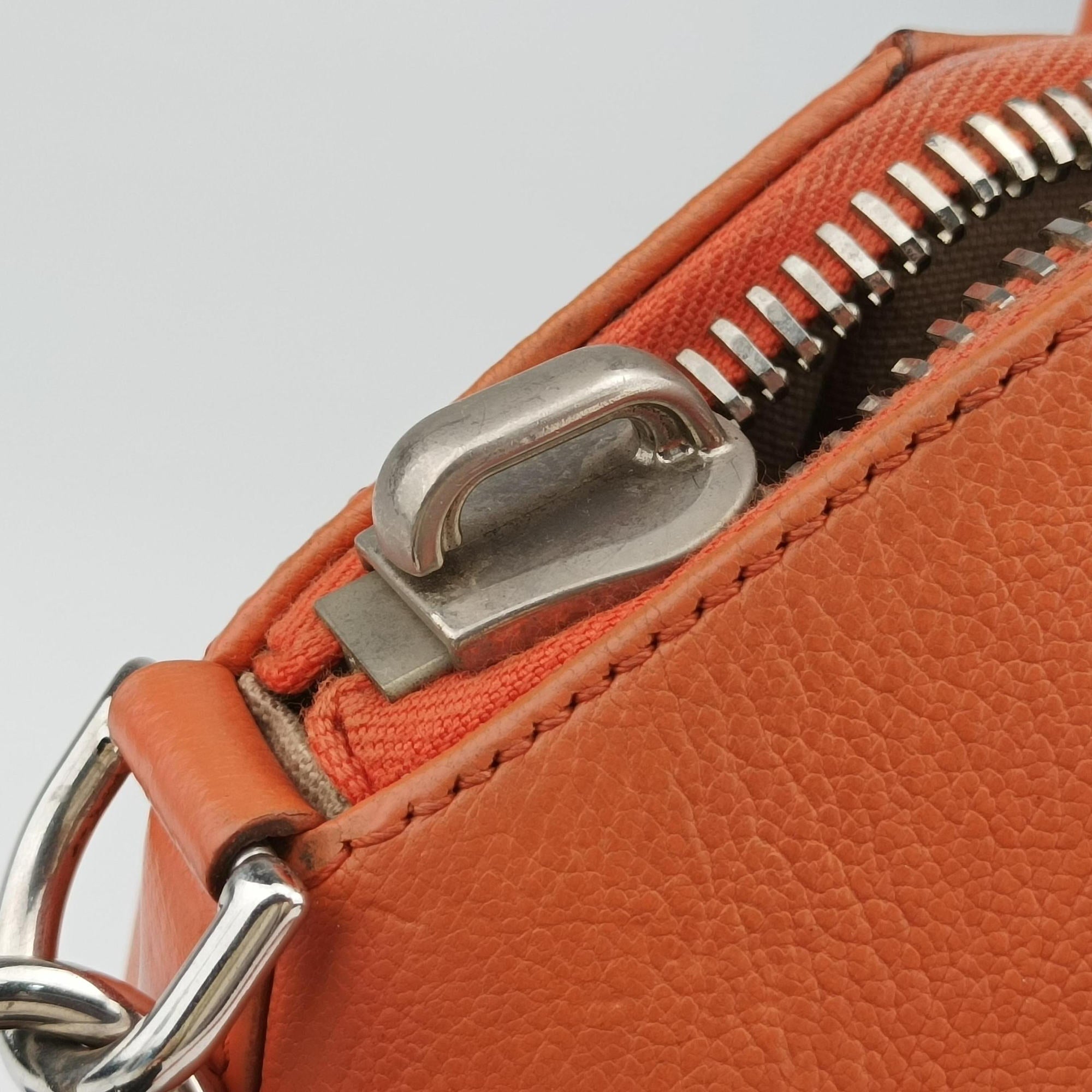 Antigona Orange Leather ZED0145アンティゴナ オレンジ レザー　 ZED0145