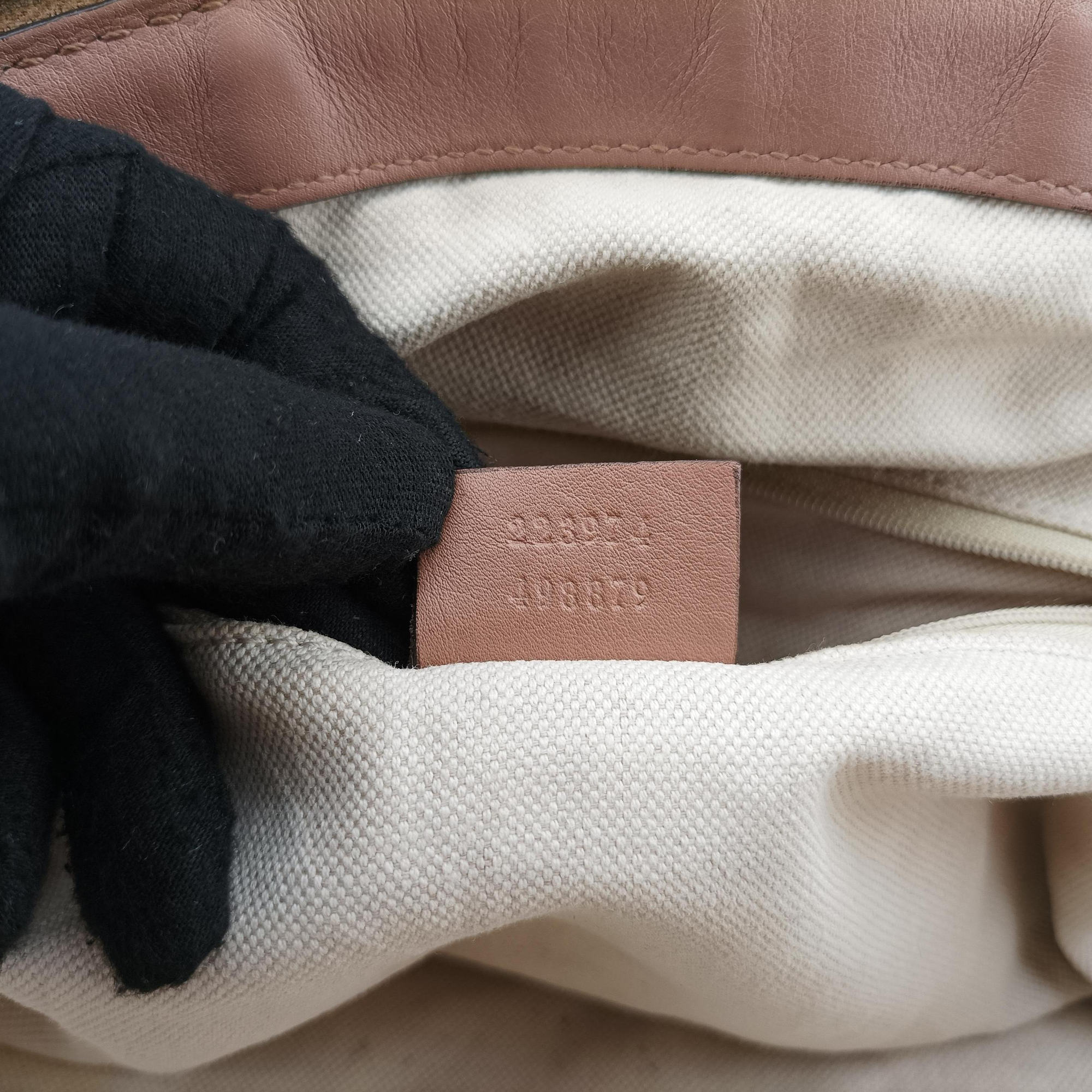 Sukey GUCCISSIMA Pink Leather 223974 Lot number unknownスーキーグッチシマ ピンク レザー 223974 製番不明