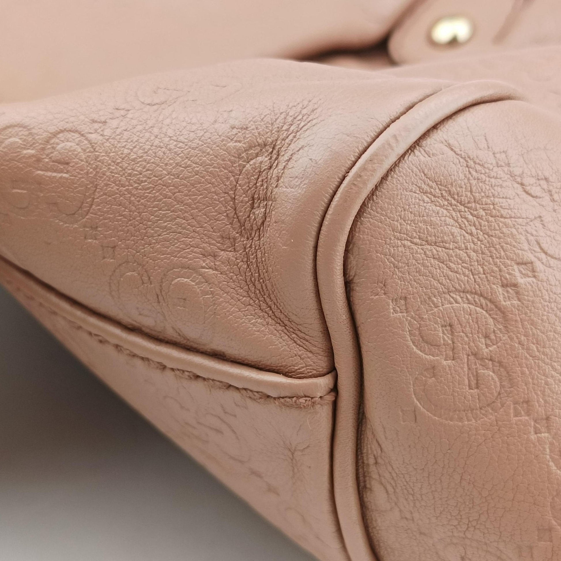 Sukey GUCCISSIMA Pink Leather 223974 Lot number unknownスーキーグッチシマ ピンク レザー 223974 製番不明
