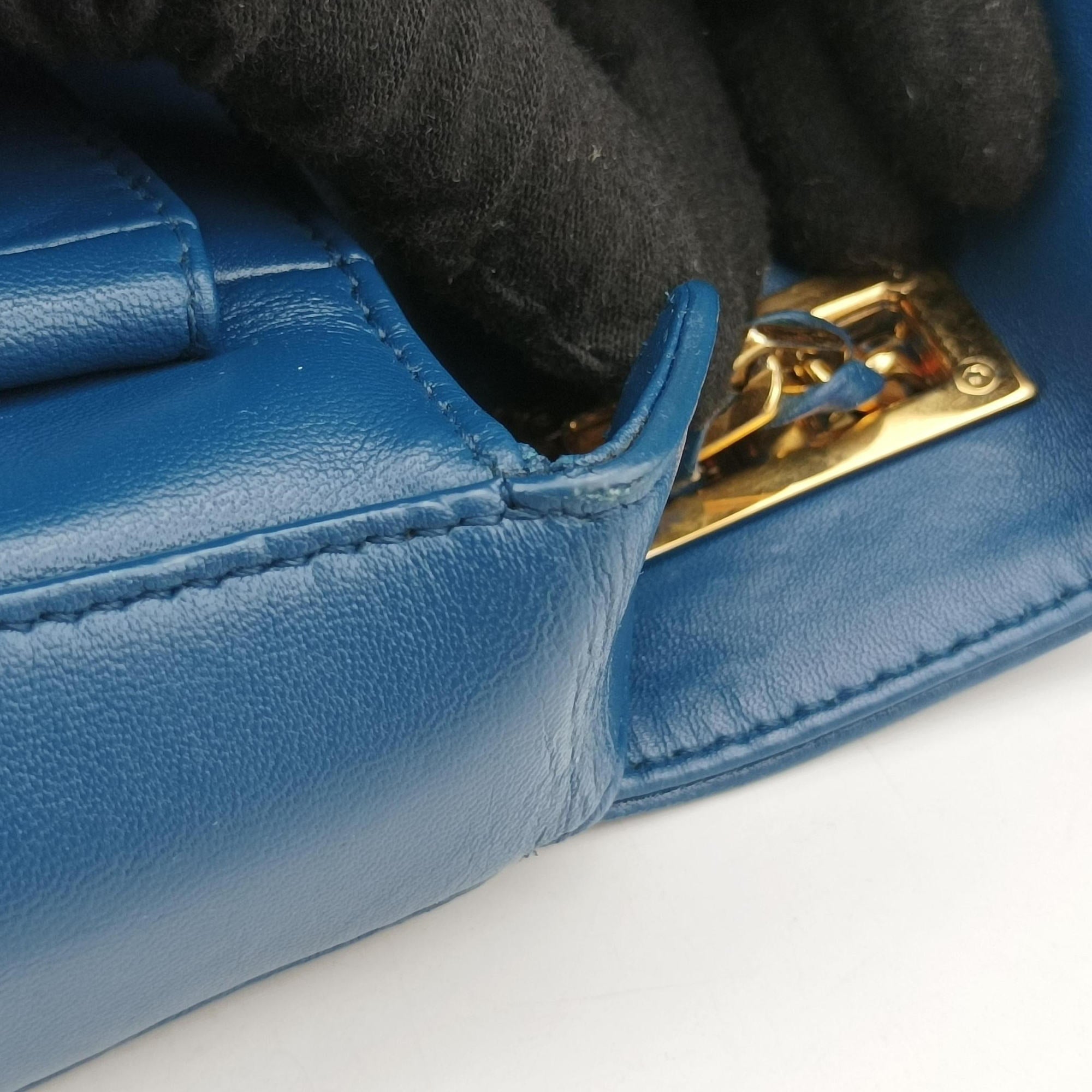 Be Baguette Blue lambskin 8BR677 8BR677-P05-139-2566ビー バゲット ブルー ラムスキン 8BR677 8BR677-P05-139-2566
