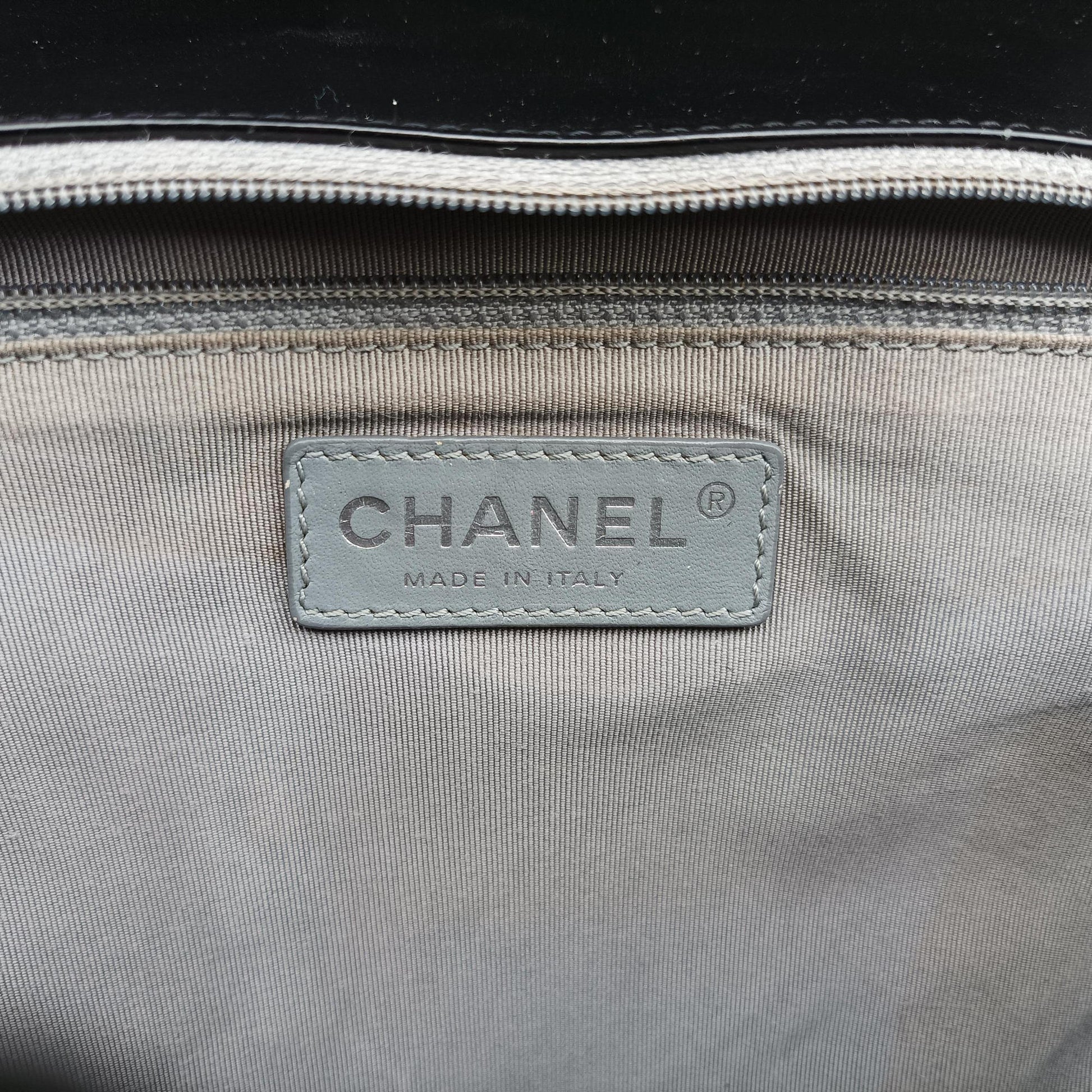 BOY CHANEL Black Patent A67021 16569135ボーイシャネル ブラック パテント A67021 16569135