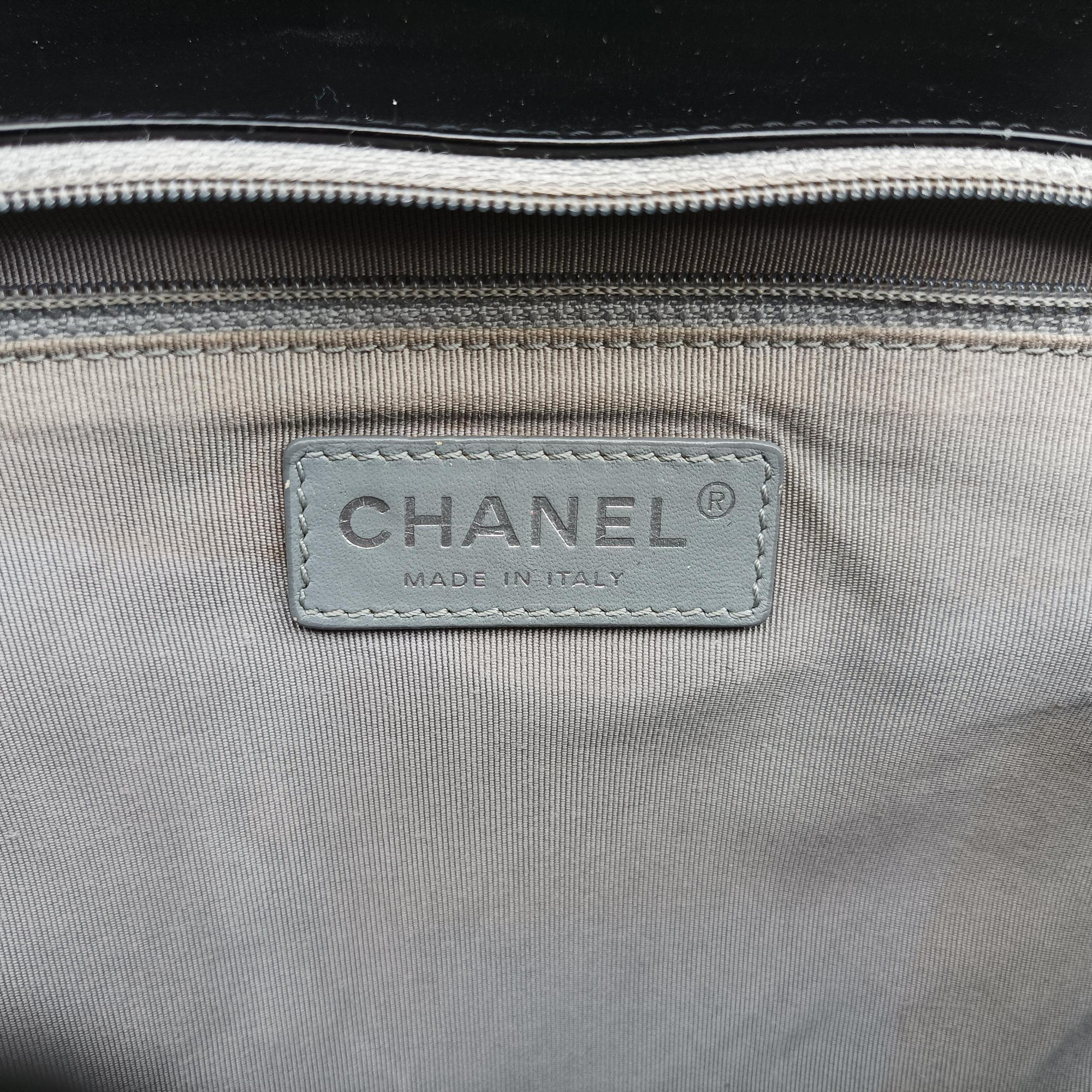 BOY CHANEL Black Patent A67021 16569135ボーイシャネル ブラック パテント A67021 16569135