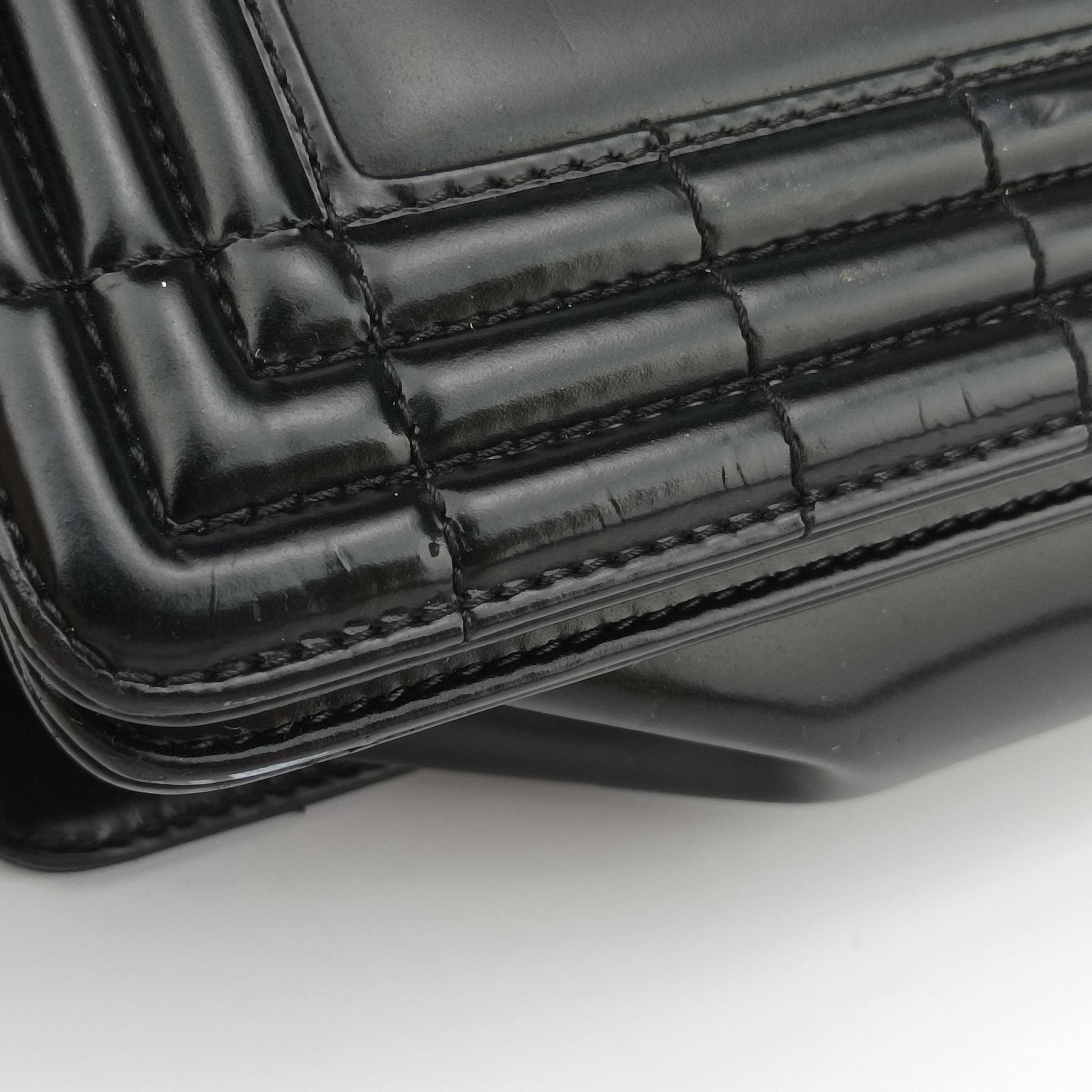 BOY CHANEL Black Patent A67021 16569135ボーイシャネル ブラック パテント A67021 16569135