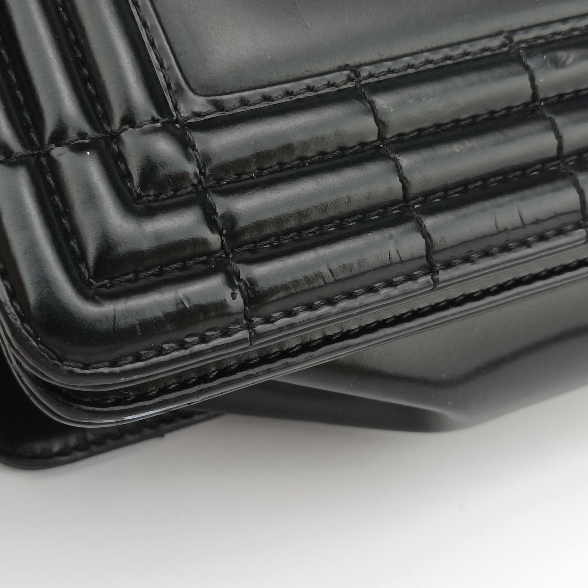 BOY CHANEL Black Patent A67021 16569135ボーイシャネル ブラック パテント A67021 16569135