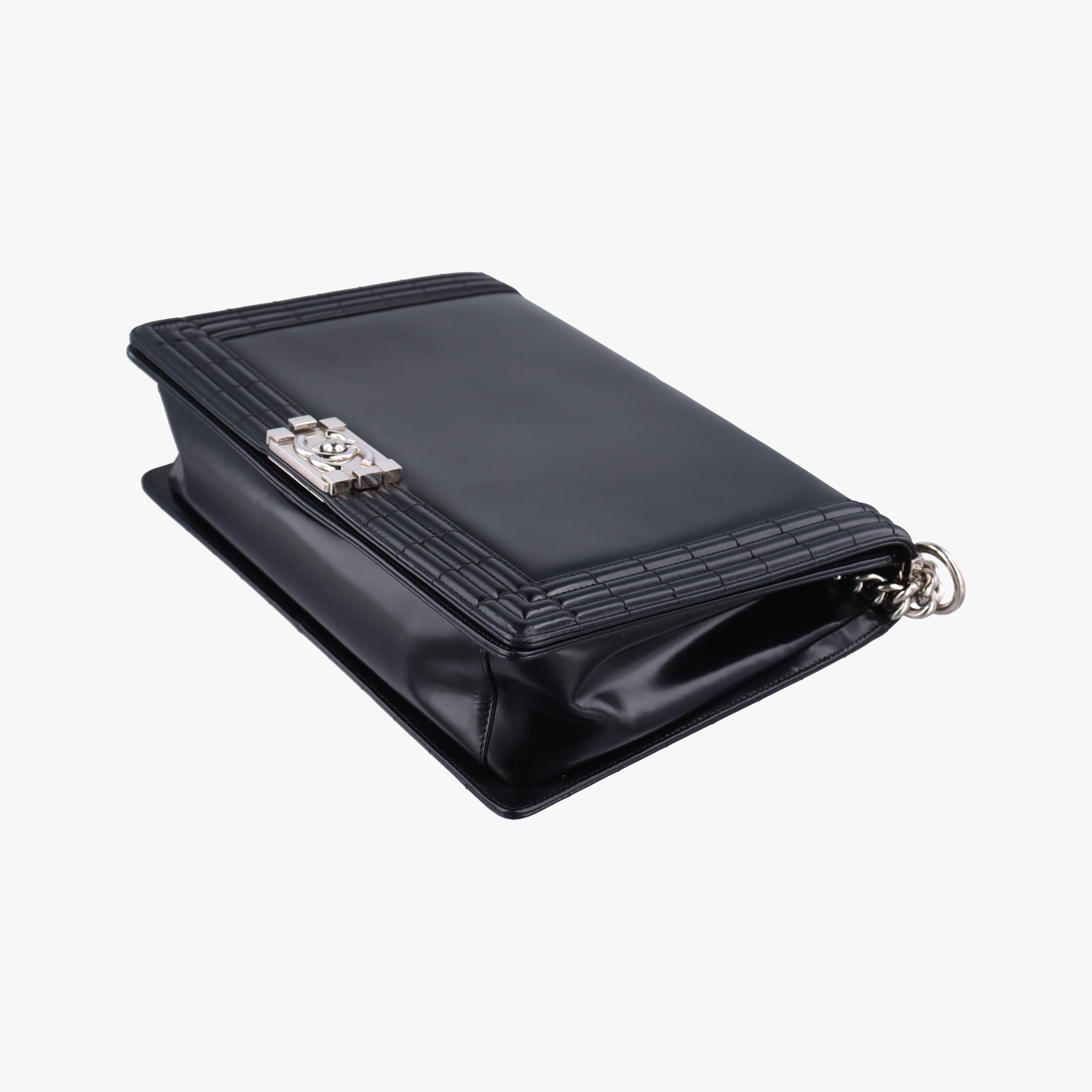 BOY CHANEL Black Patent A67021 16569135ボーイシャネル ブラック パテント A67021 16569135
