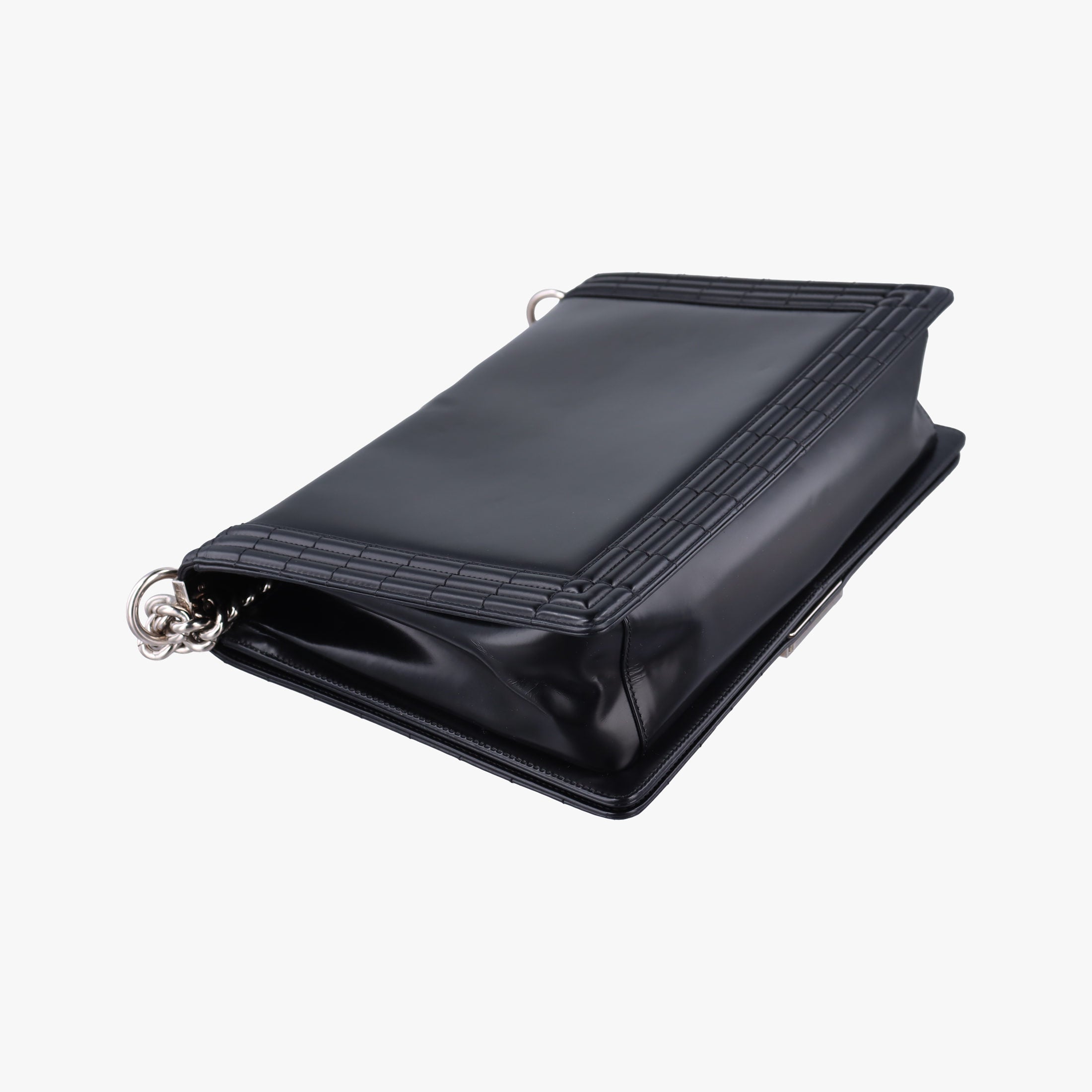 BOY CHANEL Black Patent A67021 16569135ボーイシャネル ブラック パテント A67021 16569135