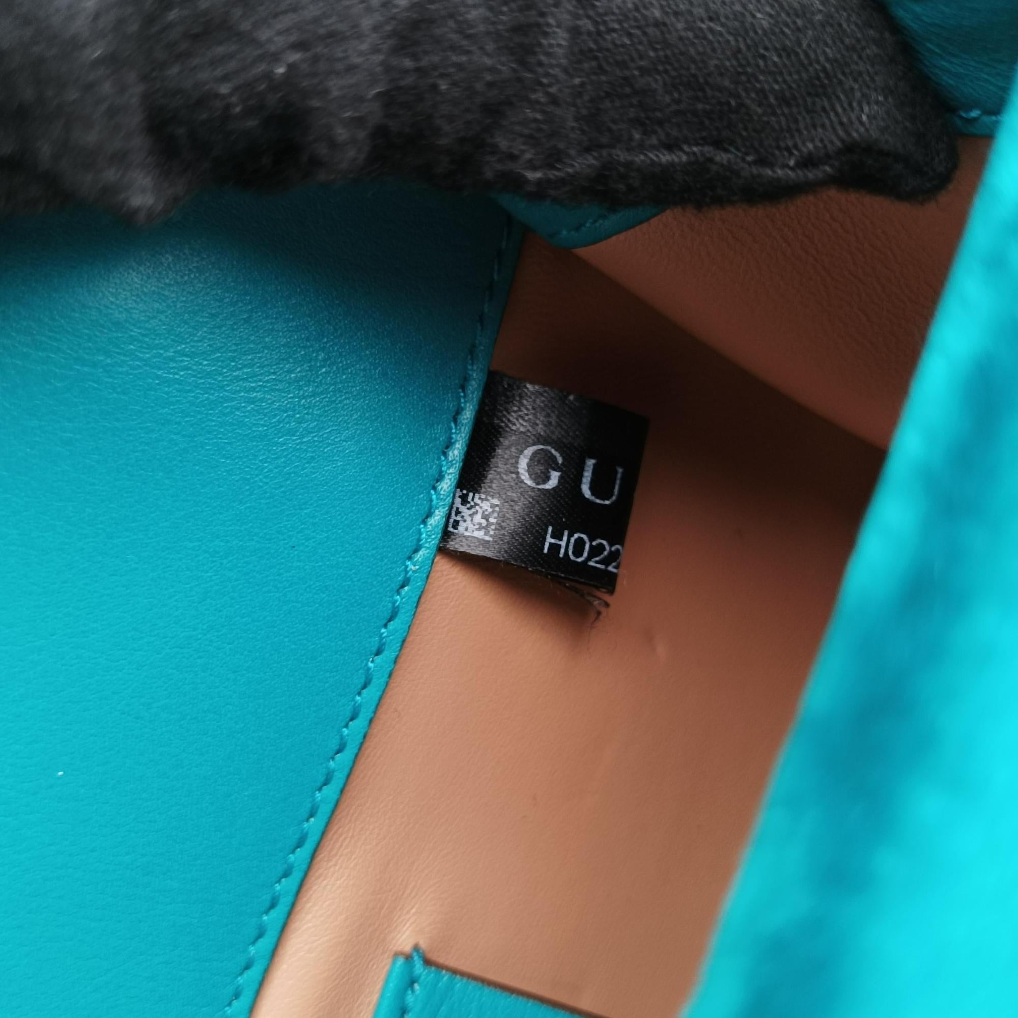 Bee Broadway Blue Velvet 489218 H022436186ビー ブロードウェイ ブルー ベルベット 489218 H022436186