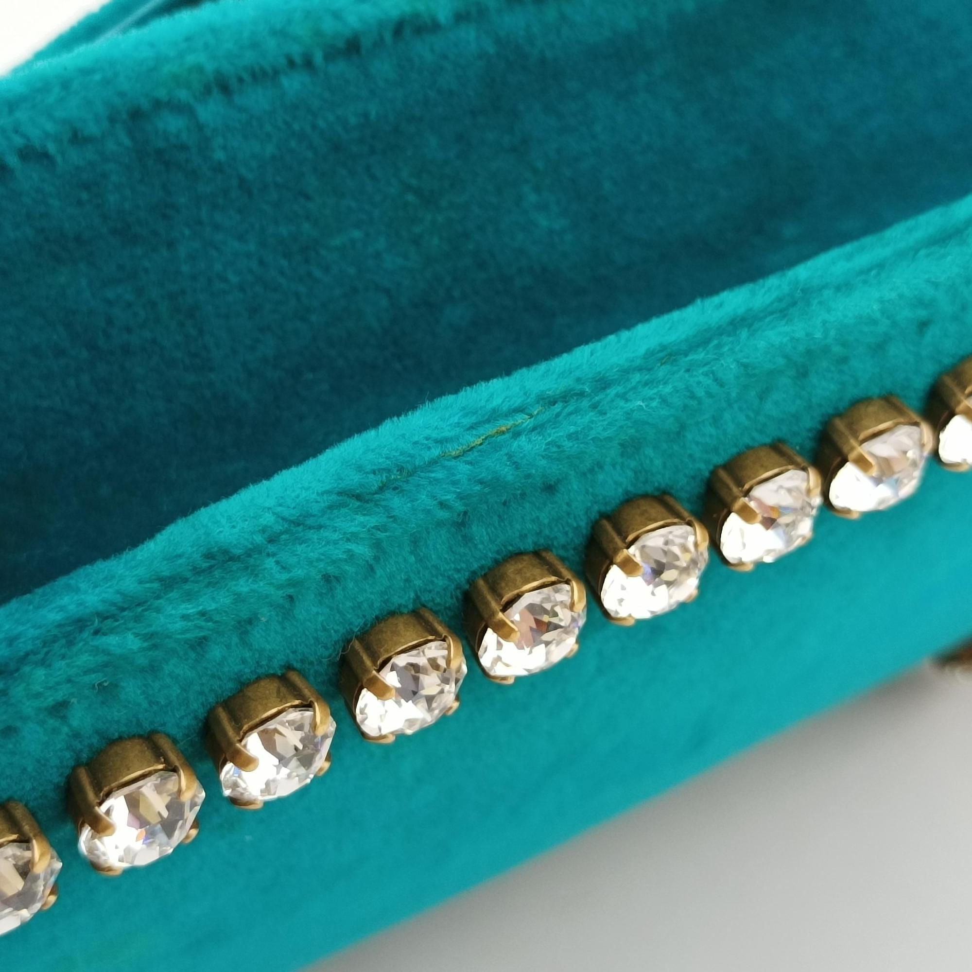 Bee Broadway Blue Velvet 489218 H022436186ビー ブロードウェイ ブルー ベルベット 489218 H022436186