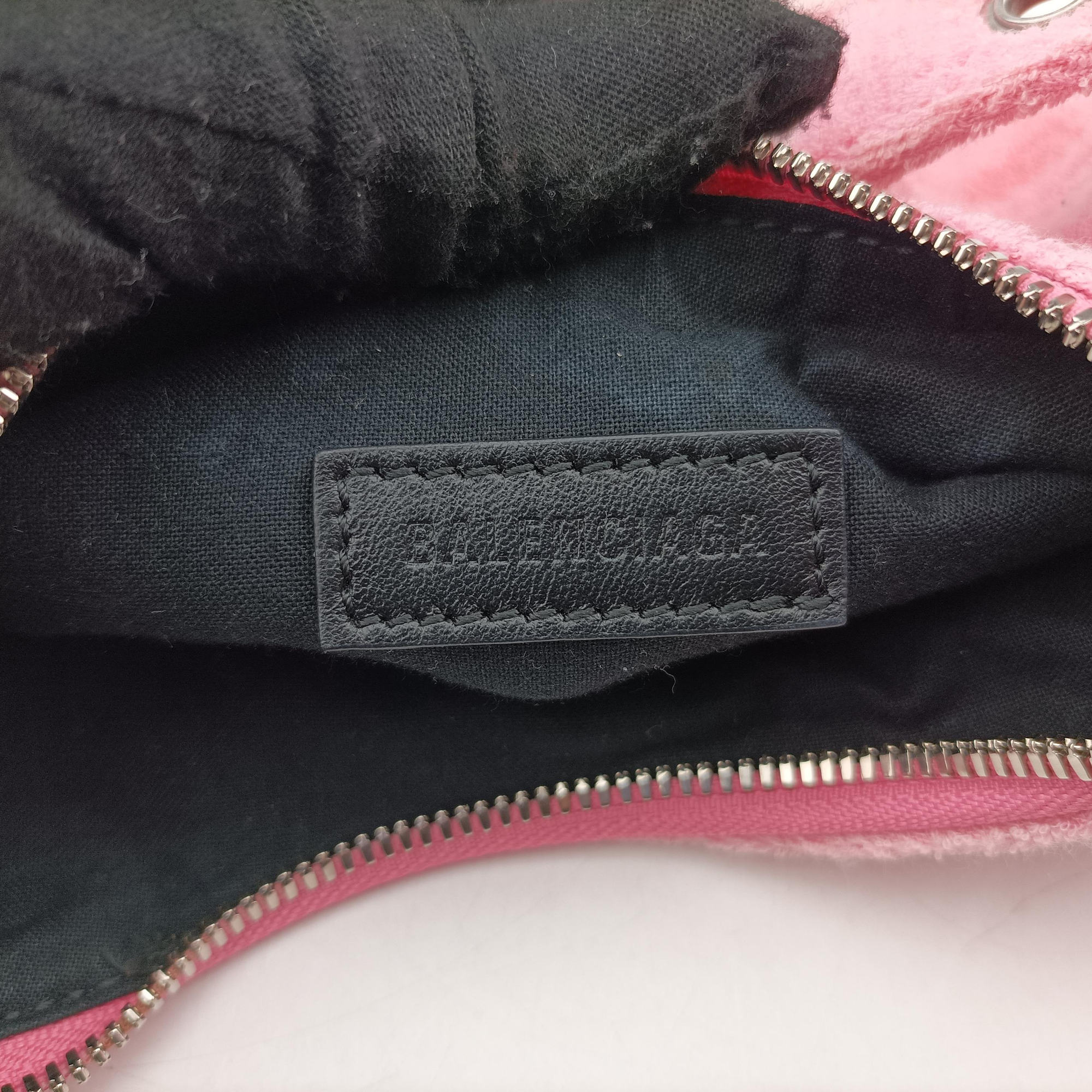 Le Cagole mini Pink Pile Fabric 671309.5812.O.002123ル カゴール ミニ ピンク パイル生地 671309.5812.O.002123