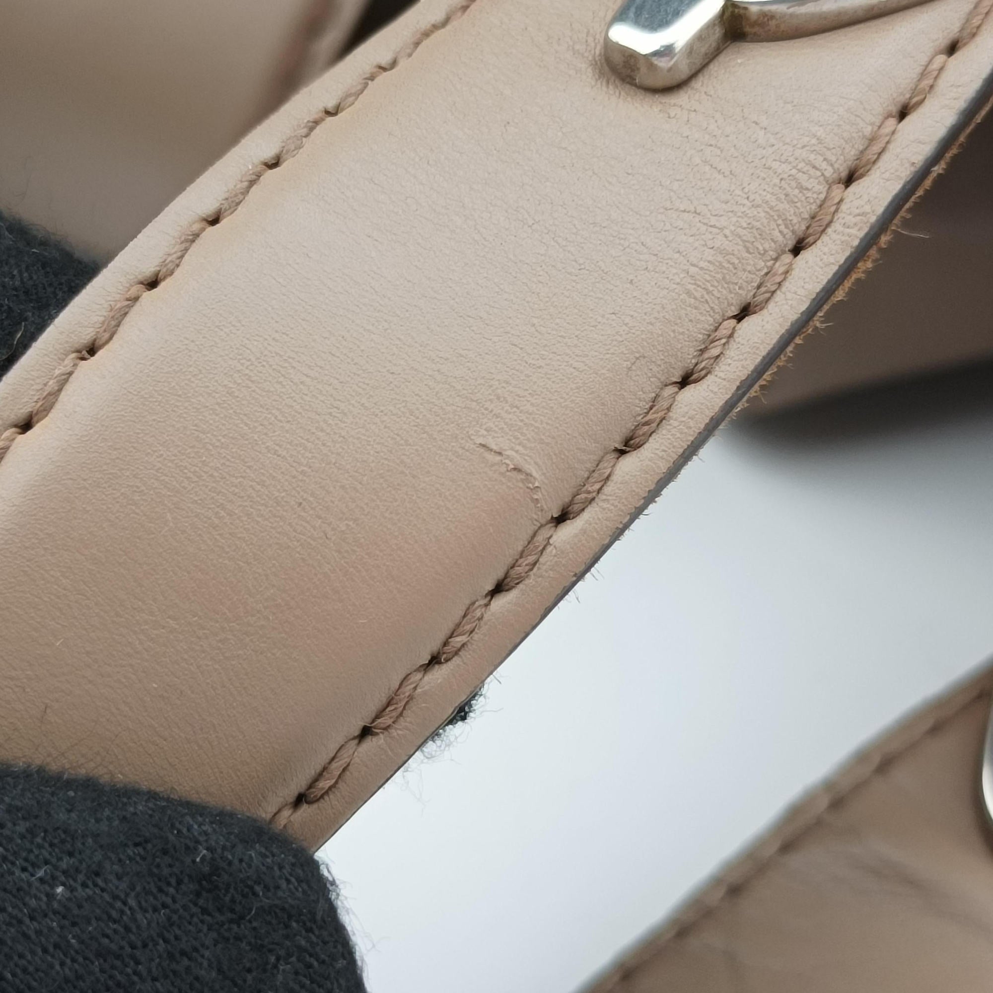 Soft Stirrup Beige Leather 296855 G012931695ソフト スターラップ ベージュ レザー 296855 G012931695