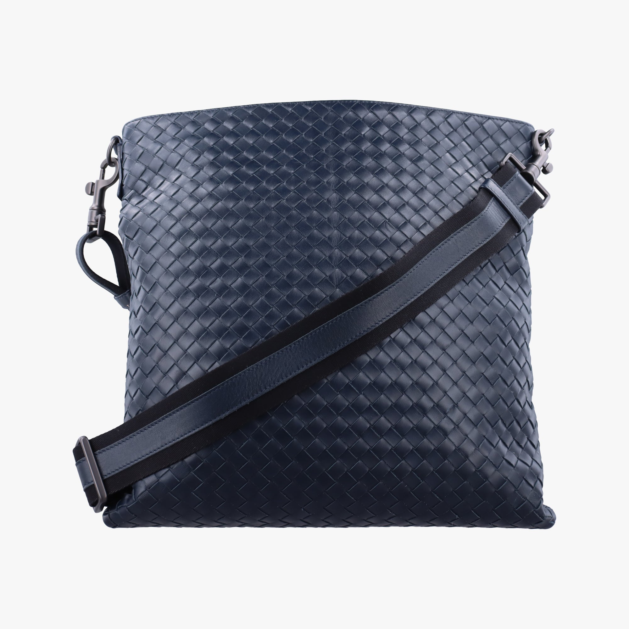 Intrecciato Navy lambskin B03555600Uイントレチャート ネイビー ラムスキン B03555600U