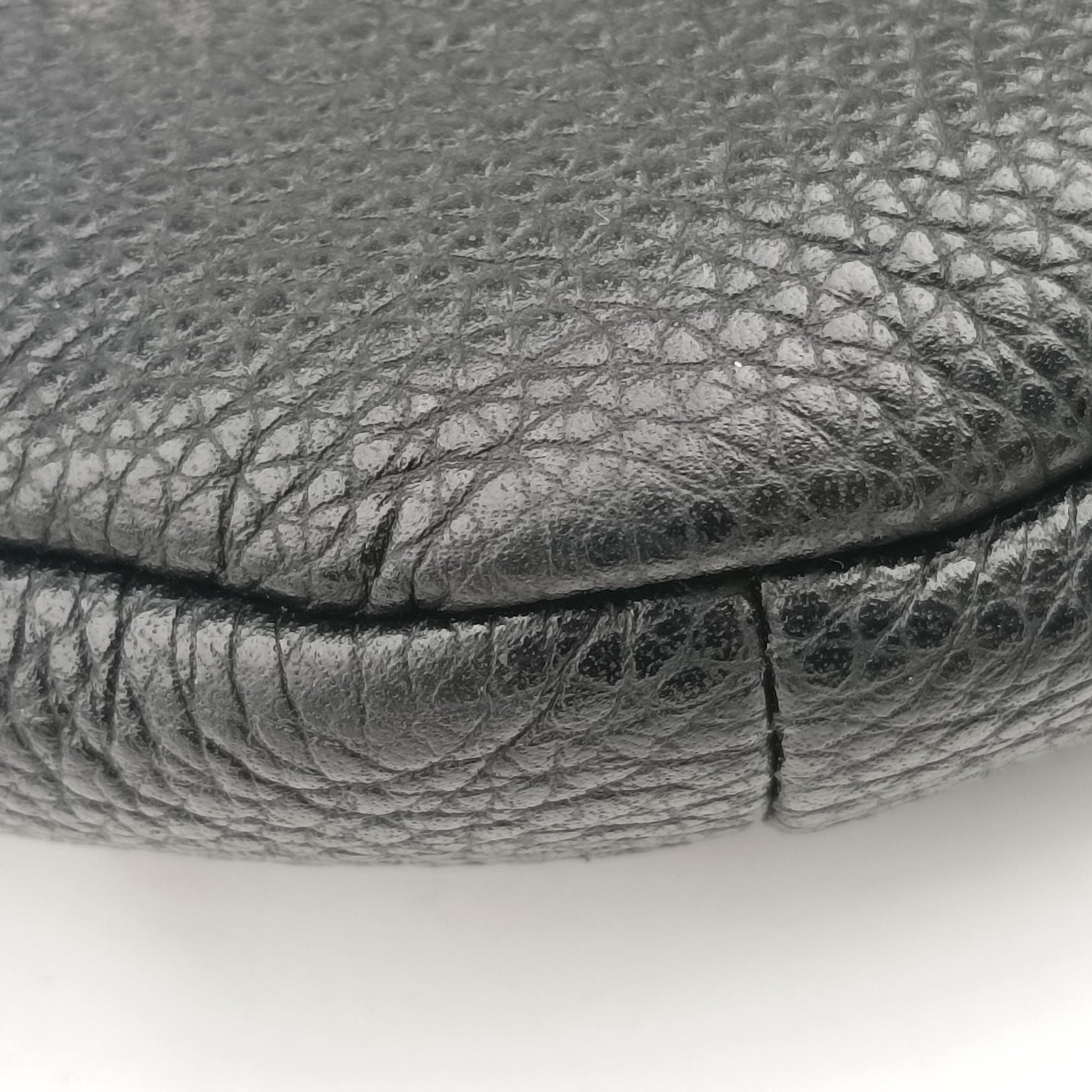 Gucci print Black Leather 527792 A025716335グッチプリント ブラック レザー 527792 A025716335