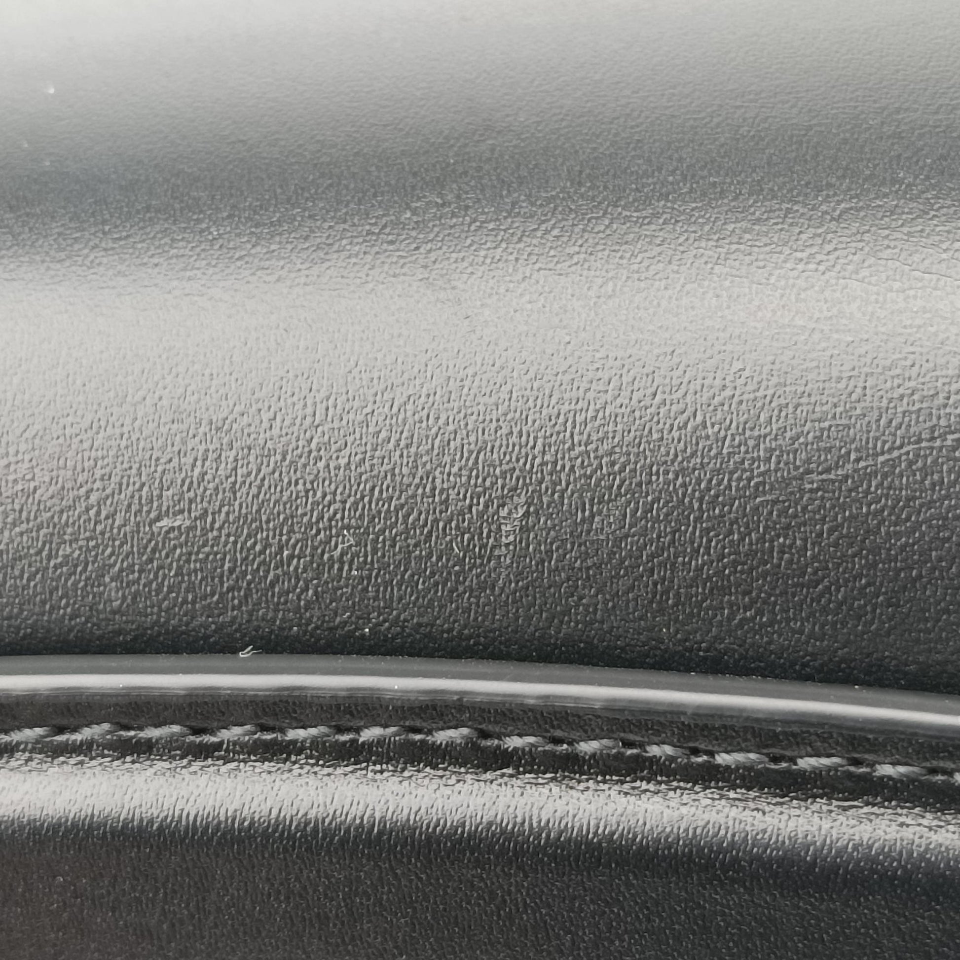 PETITE GG Black Leather 739721 I040410527プティ GG ブラック レザー 739721 I040410527