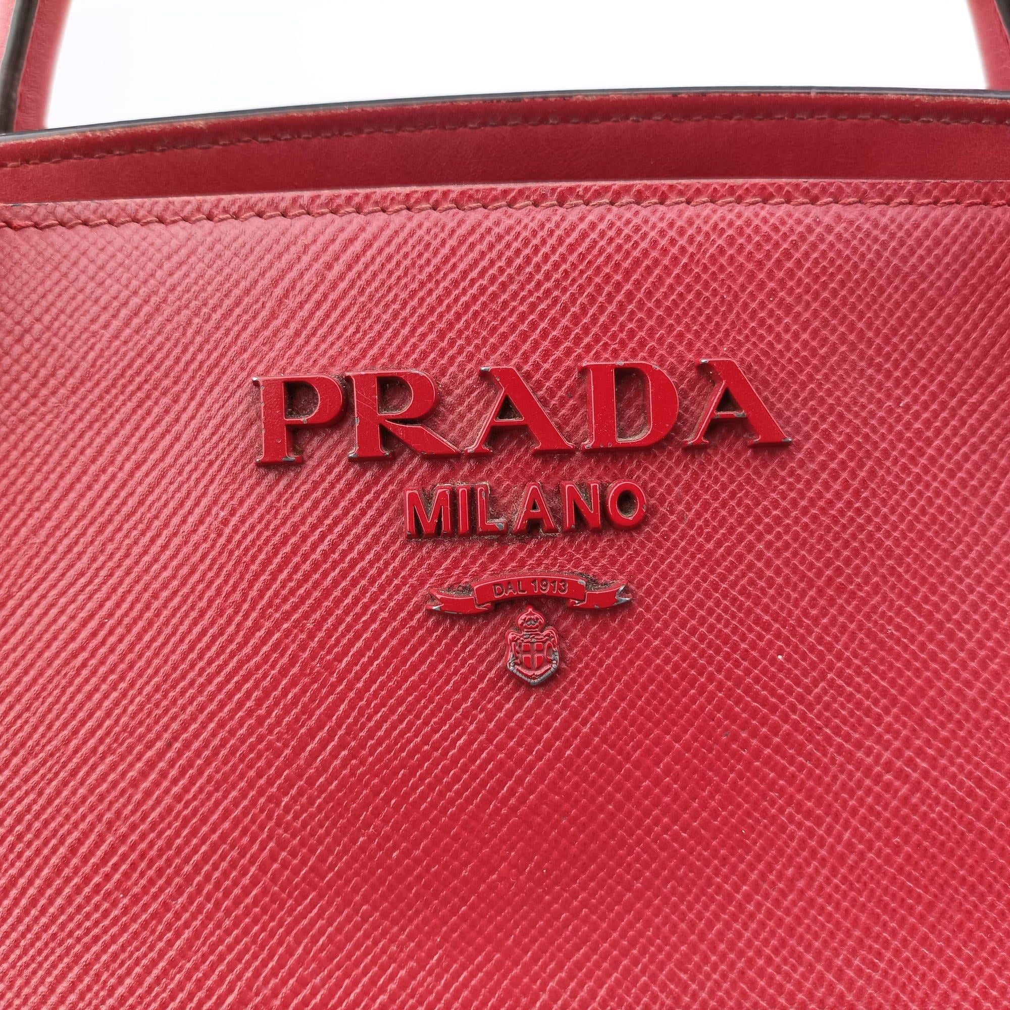 Cuir Monochrome Red SAFFIANO　Leather 1BA155 59キュイール モノクローム レッド サフィアーノレザー 1BA155 59