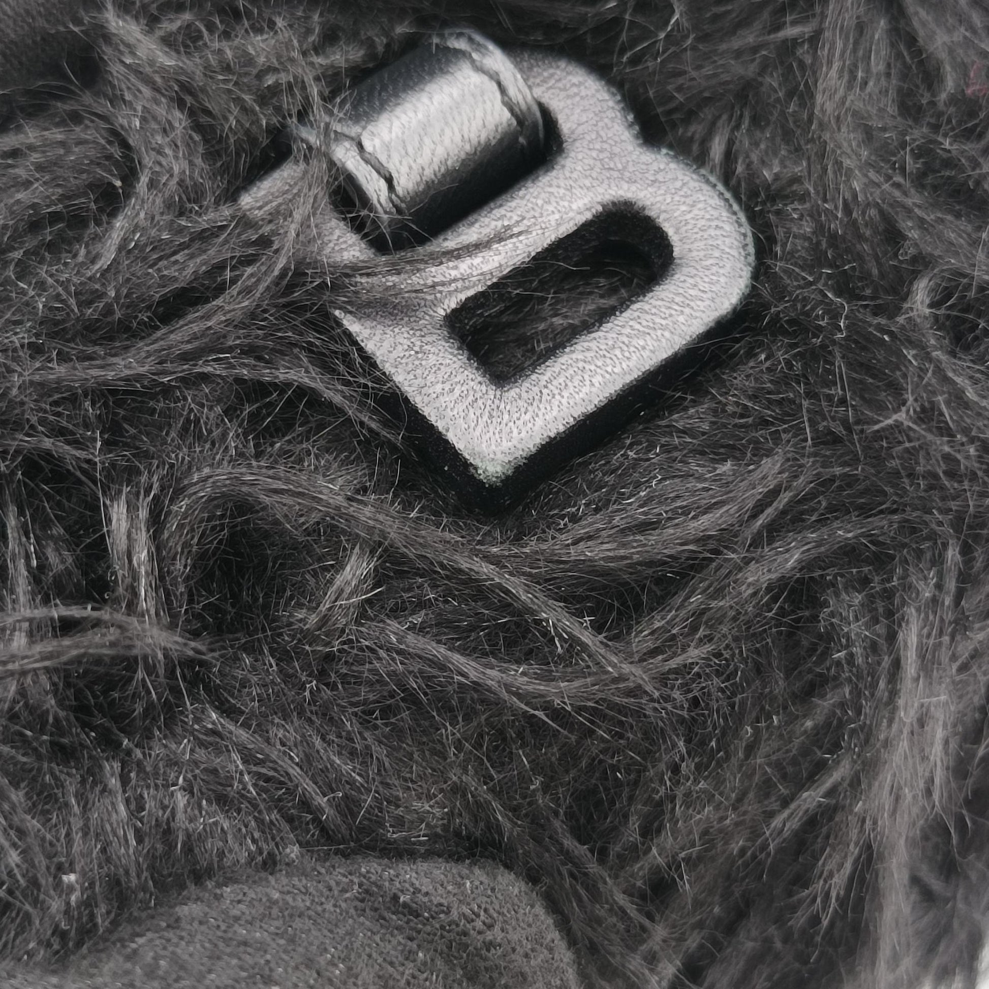 Hourglass Black Faux fur 676933.1000.S.1317アワーグラス ブラック フェイクファー 676933.1000.S.1317