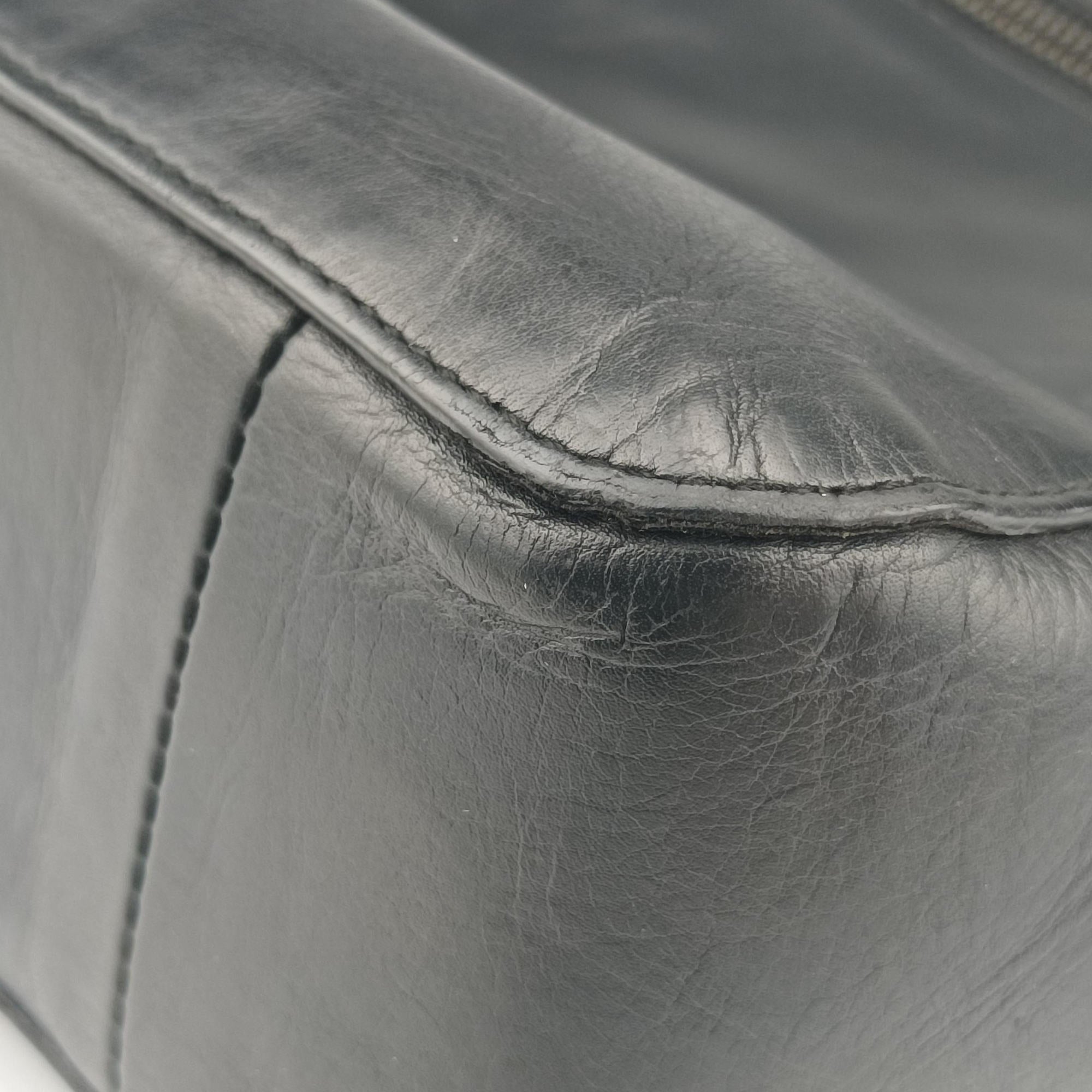 Intrecciato Black lambskin B06808532Bイントレチャート ブラック ラムスキン B06808532B