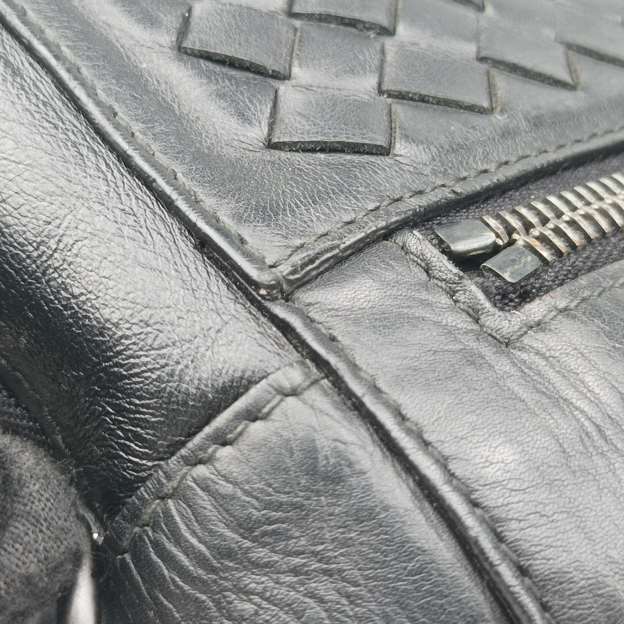 Intrecciato Black lambskin B06808532Bイントレチャート ブラック ラムスキン B06808532B