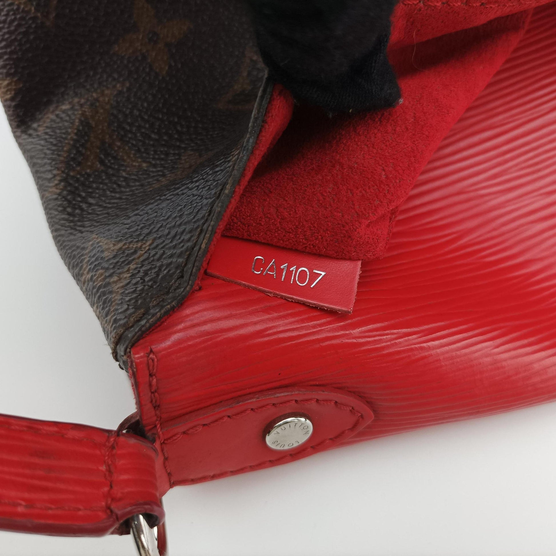 SAINT MICHEL Brown×COQUELICOT Monogram Canvas×epi M44031 CA1107サンミシェル モノグラム/ブラウン×コクリコ モノグラムキャンバス×エピ M44031 CA1107
