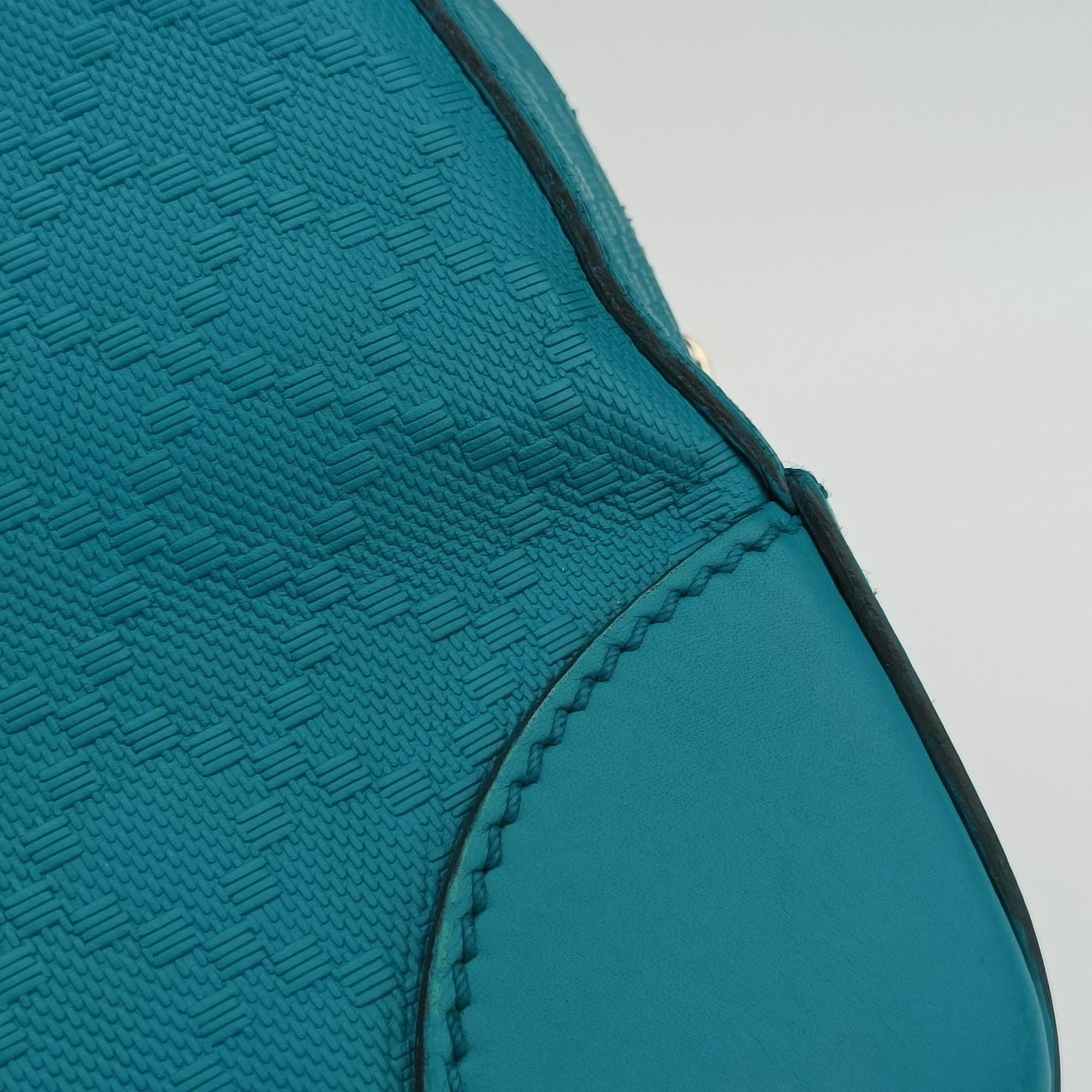 Bright Diamante Blue Leather 354224 A016250591ブライトディアマンテ ブルー レザー 354224 A016250591
