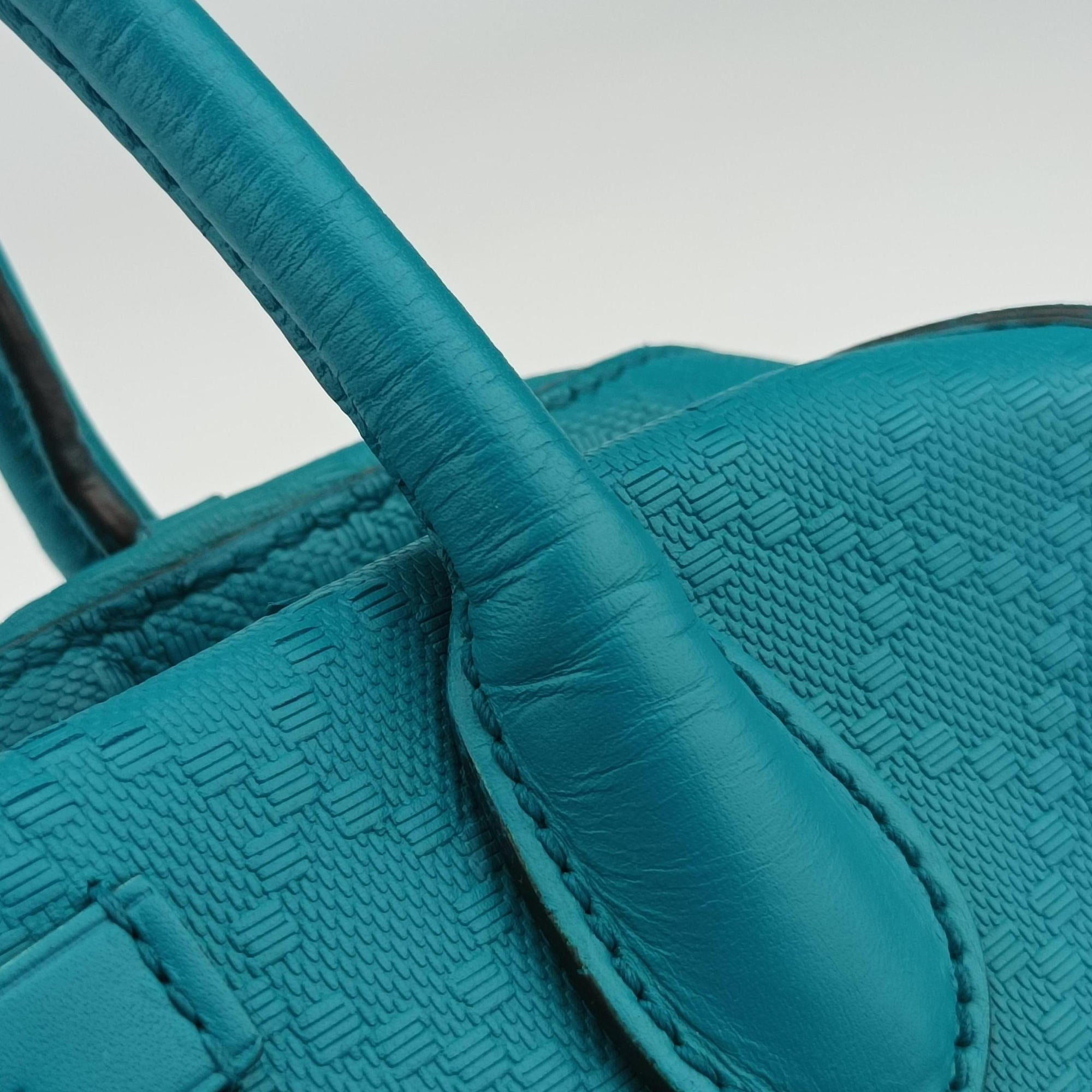 Bright Diamante Blue Leather 354224 A016250591ブライトディアマンテ ブルー レザー 354224 A016250591