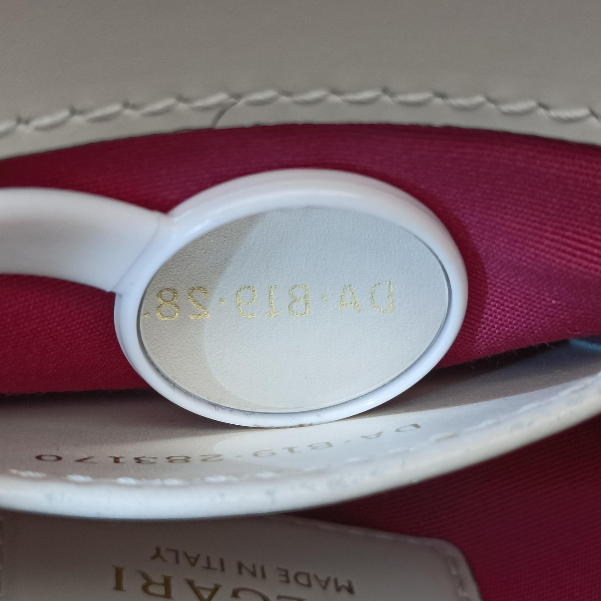 SERPENTI FOREVER White Leather DA.B19.283170セルペンティ フォーエバー ホワイト レザー DA.B19.283170