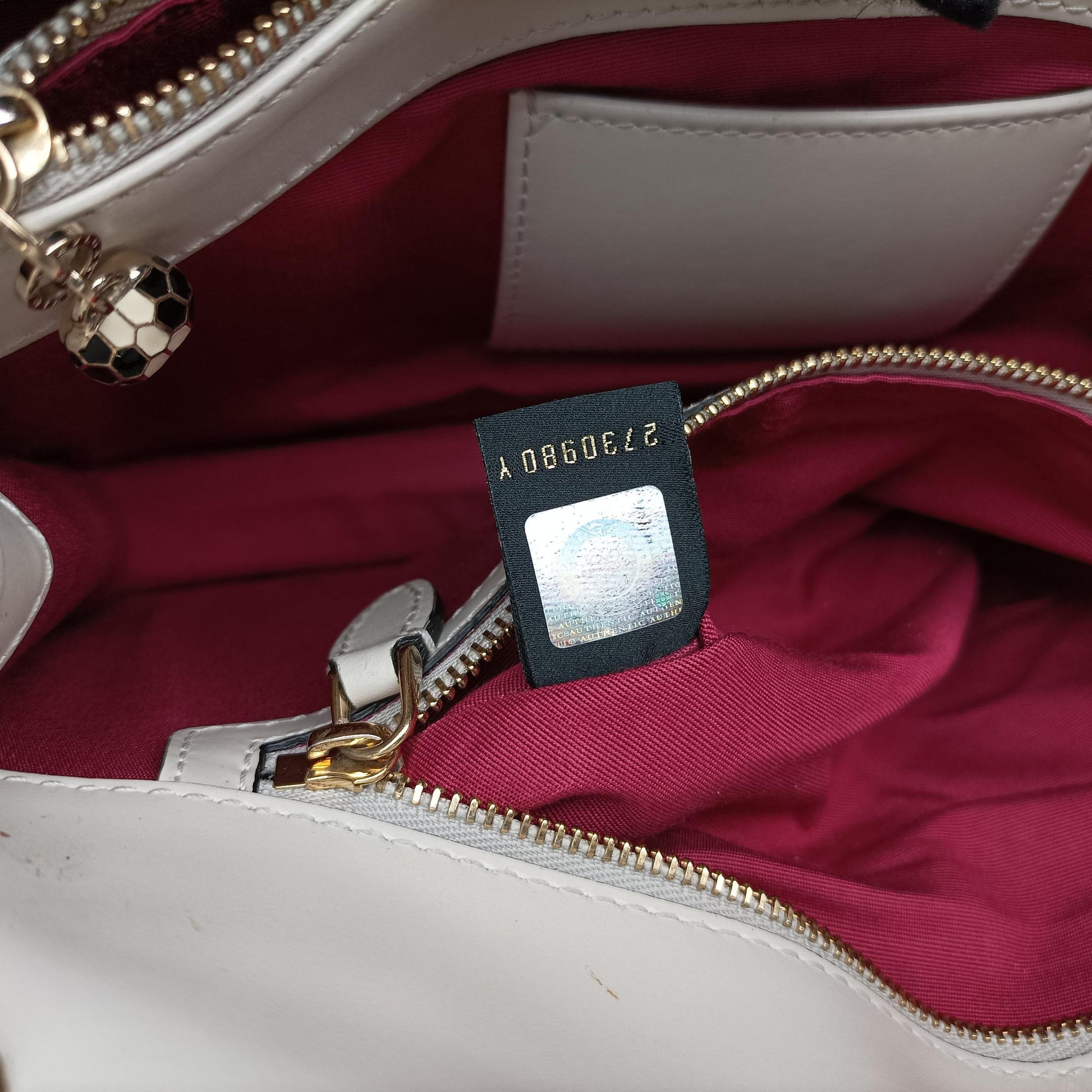 SERPENTI FOREVER White Leather DA.B19.283170セルペンティ フォーエバー ホワイト レザー DA.B19.283170