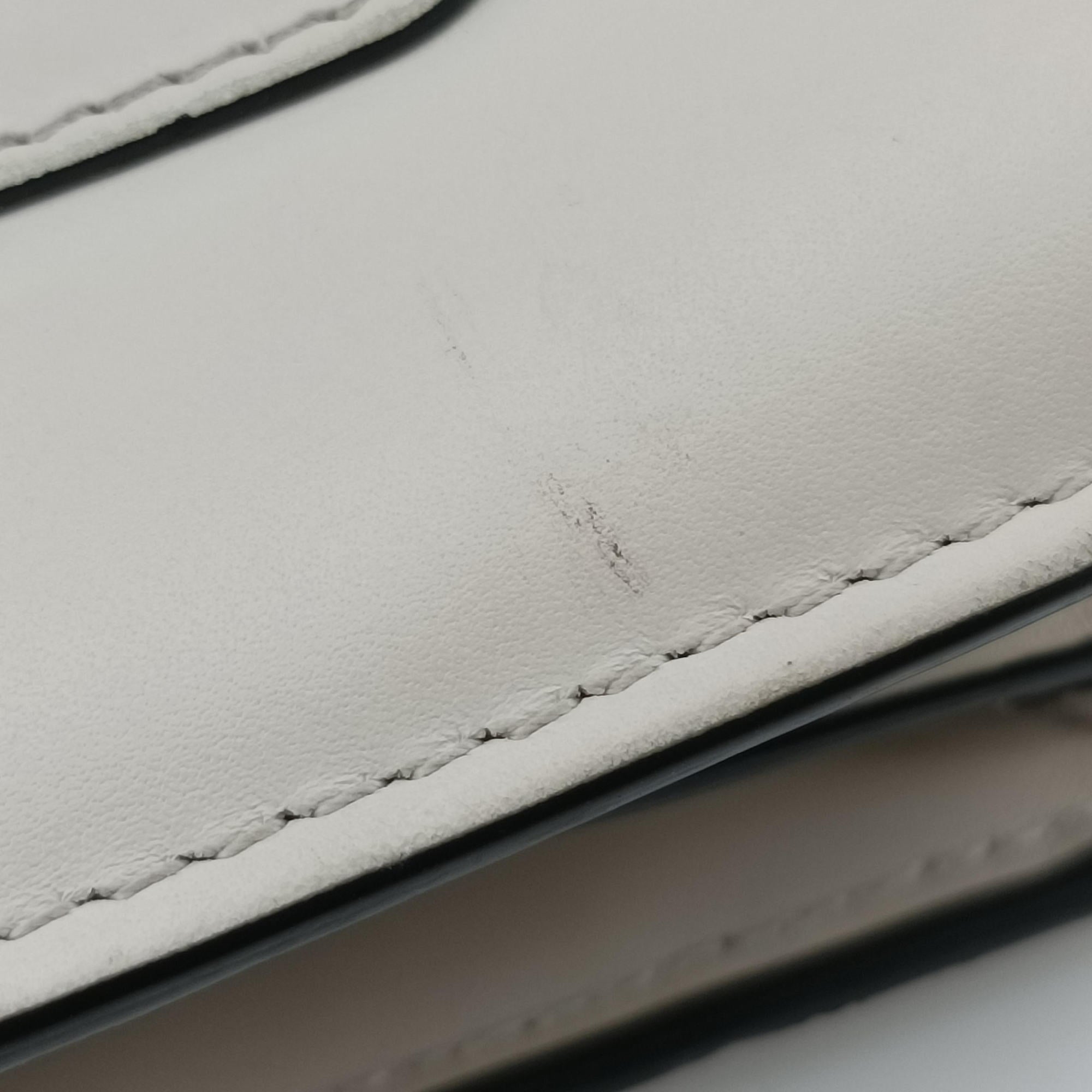 SERPENTI FOREVER White Leather DA.B19.283170セルペンティ フォーエバー ホワイト レザー DA.B19.283170