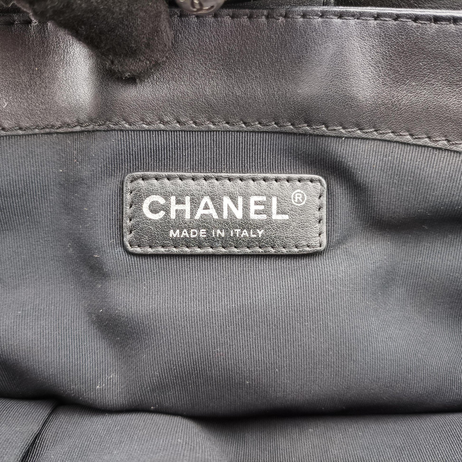 Boy Chanel Black Enamel A67949 18463163ボーイシャネル ブラック エナメル A67949 18463163