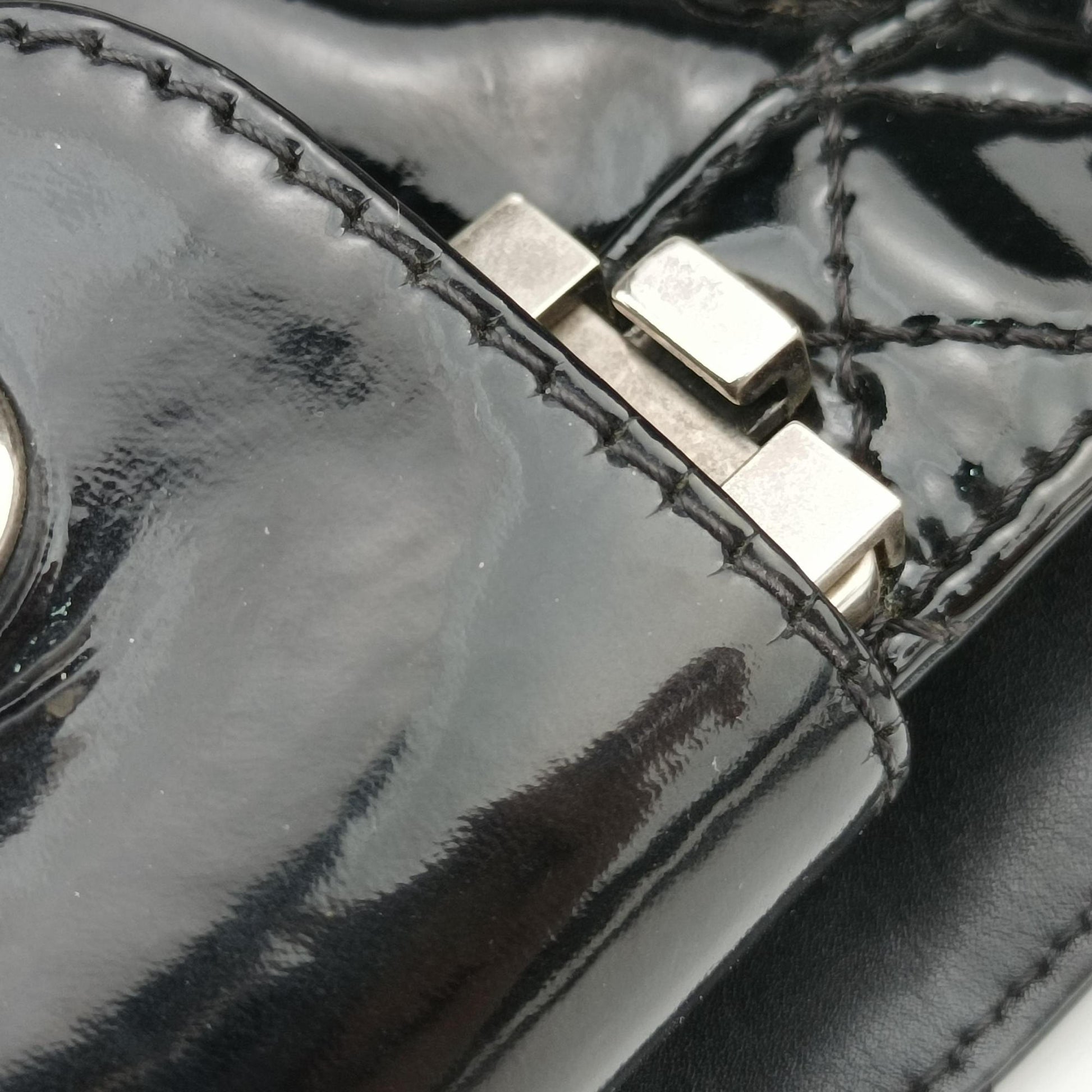 Boy Chanel Black Enamel A67949 18463163ボーイシャネル ブラック エナメル A67949 18463163
