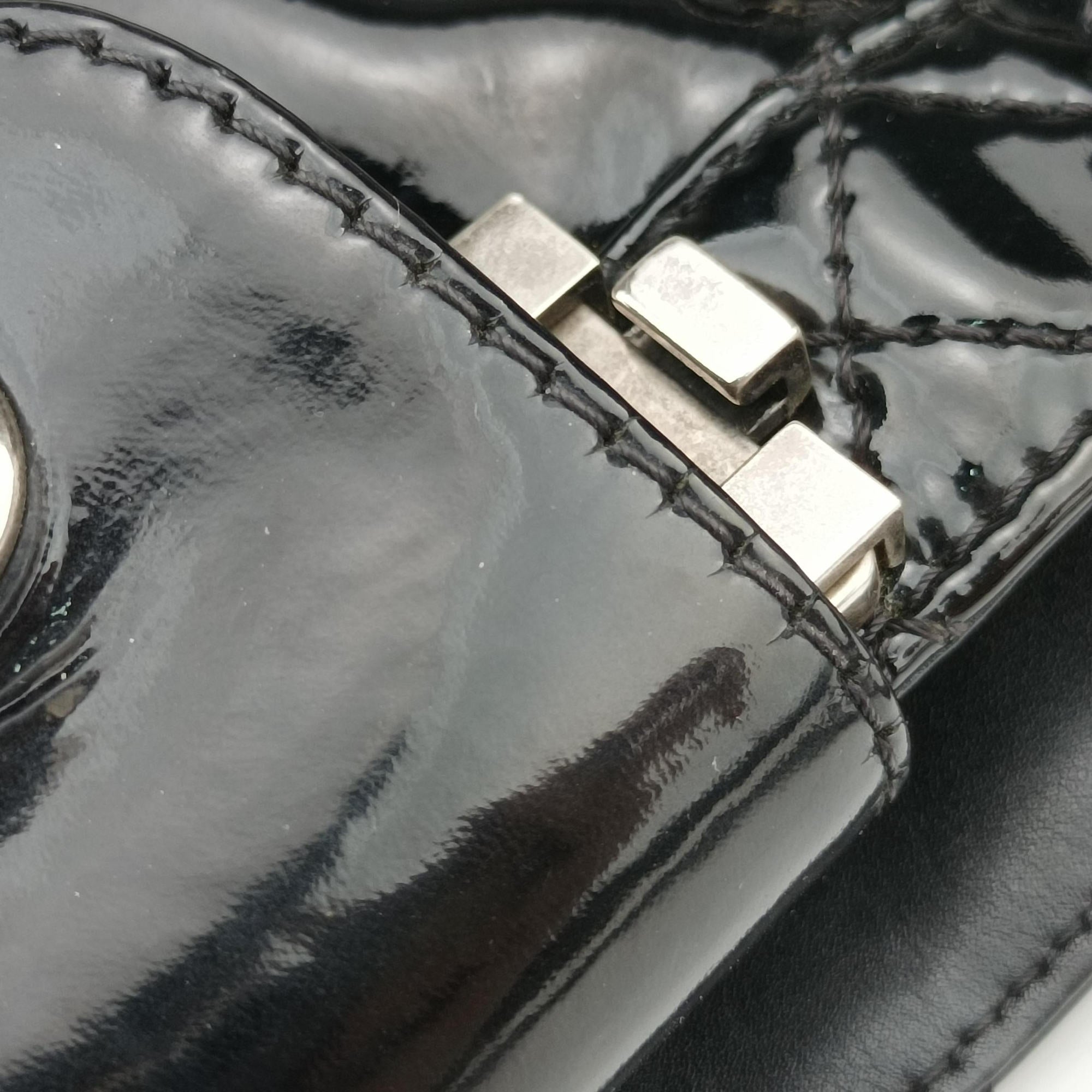 Boy Chanel Black Enamel A67949 18463163ボーイシャネル ブラック エナメル A67949 18463163