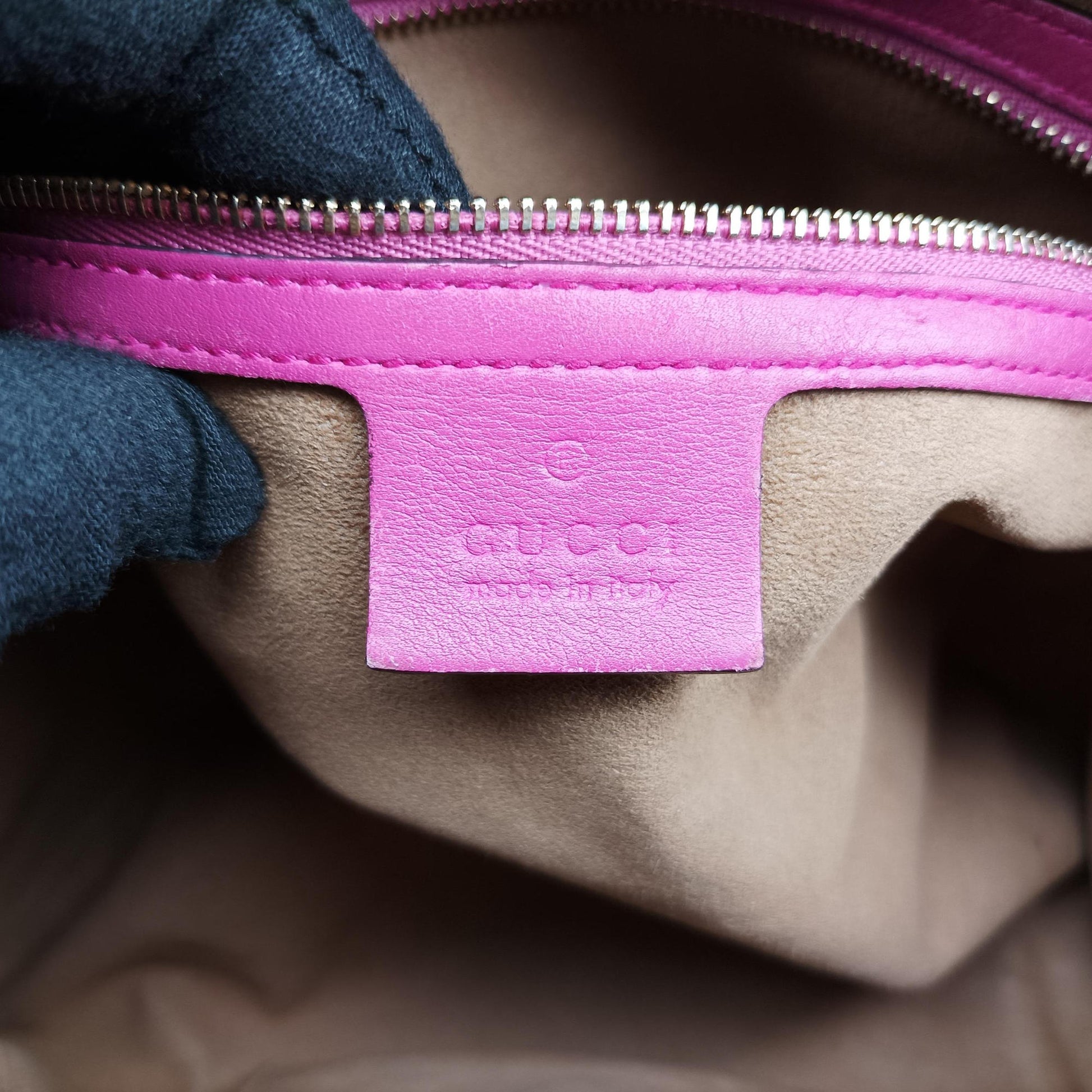 GG SUPREME beige×red×pink PVC coated canvas×leather 409529 G019060864GGスプリーム ベージュ×レッド×ピンク PVCコーティングキャンバス×レザー 409529 G019060864
