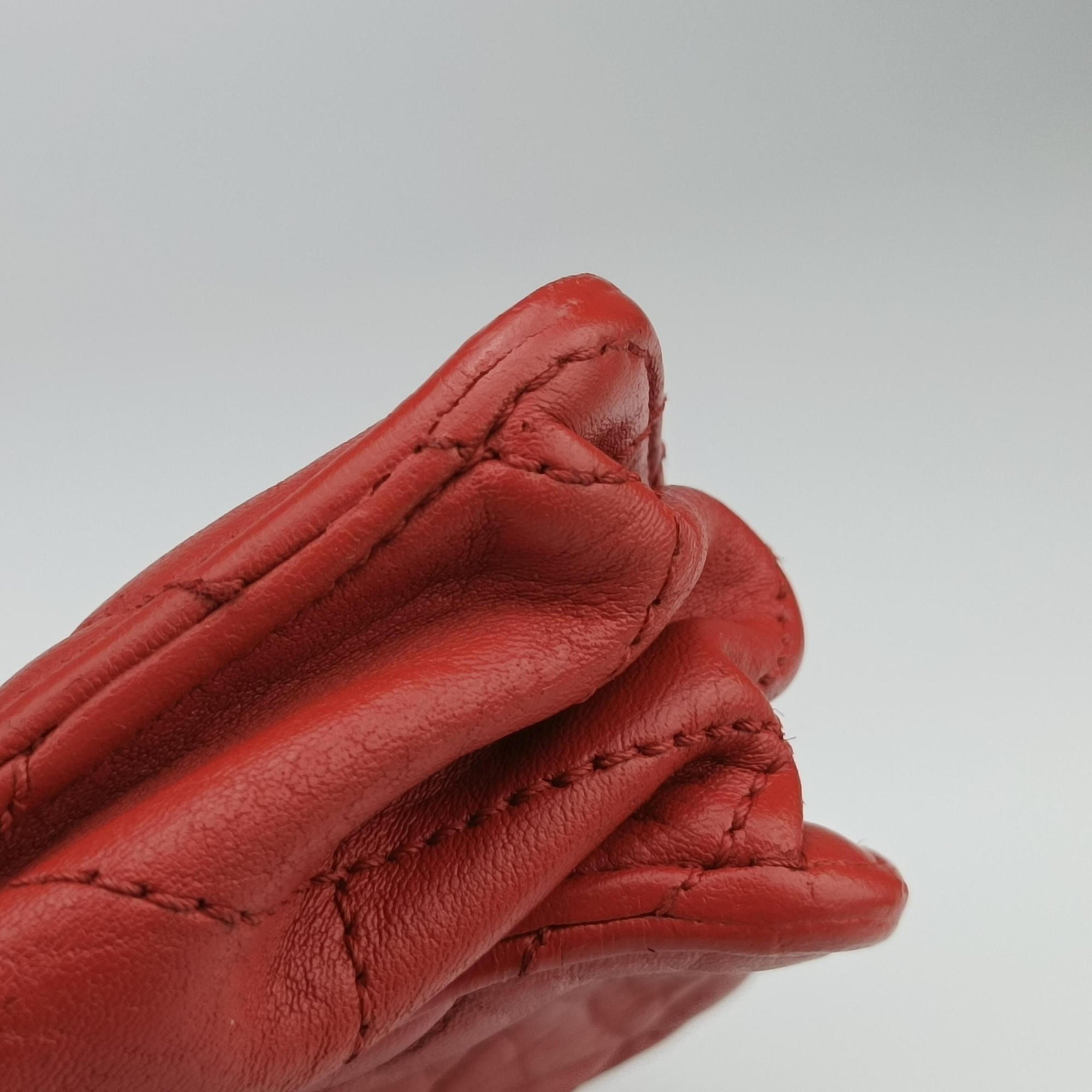 Paris-Byzance Take Away Flap Red lambskin A66738 15498333マトラッセ ターンロック 2.55 レッド ラムスキン A66738 15498333