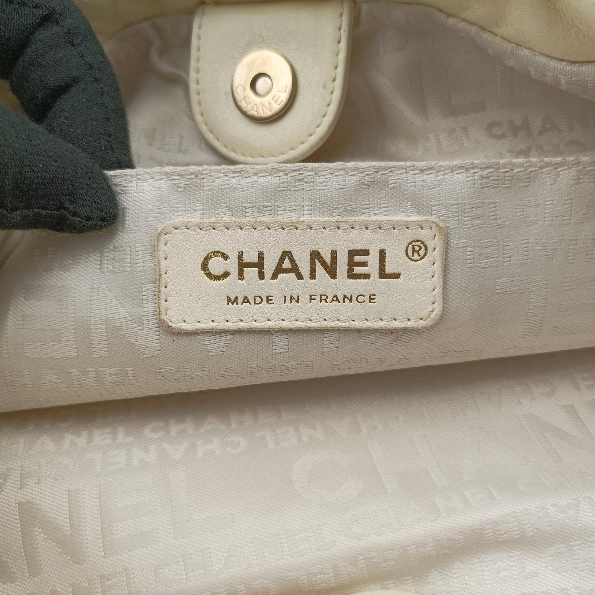 Wild Stitch Camellia Cream lambskin A25484 8984346ワイルドステッチ カメリア クリーム ラムスキン A25484 8984346