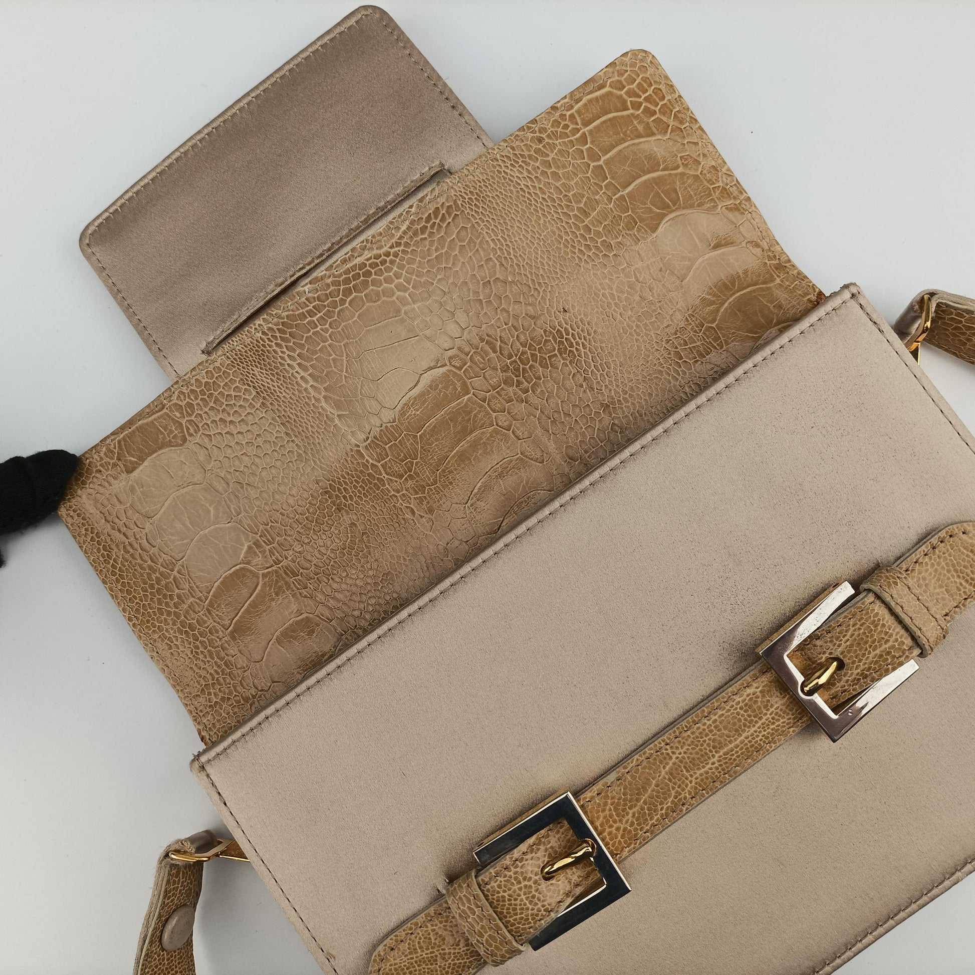 Square Flap Beige silk×leather 831507 83150790982スクエアフラップ ベージュ シルク×レザー 831507 83150790982