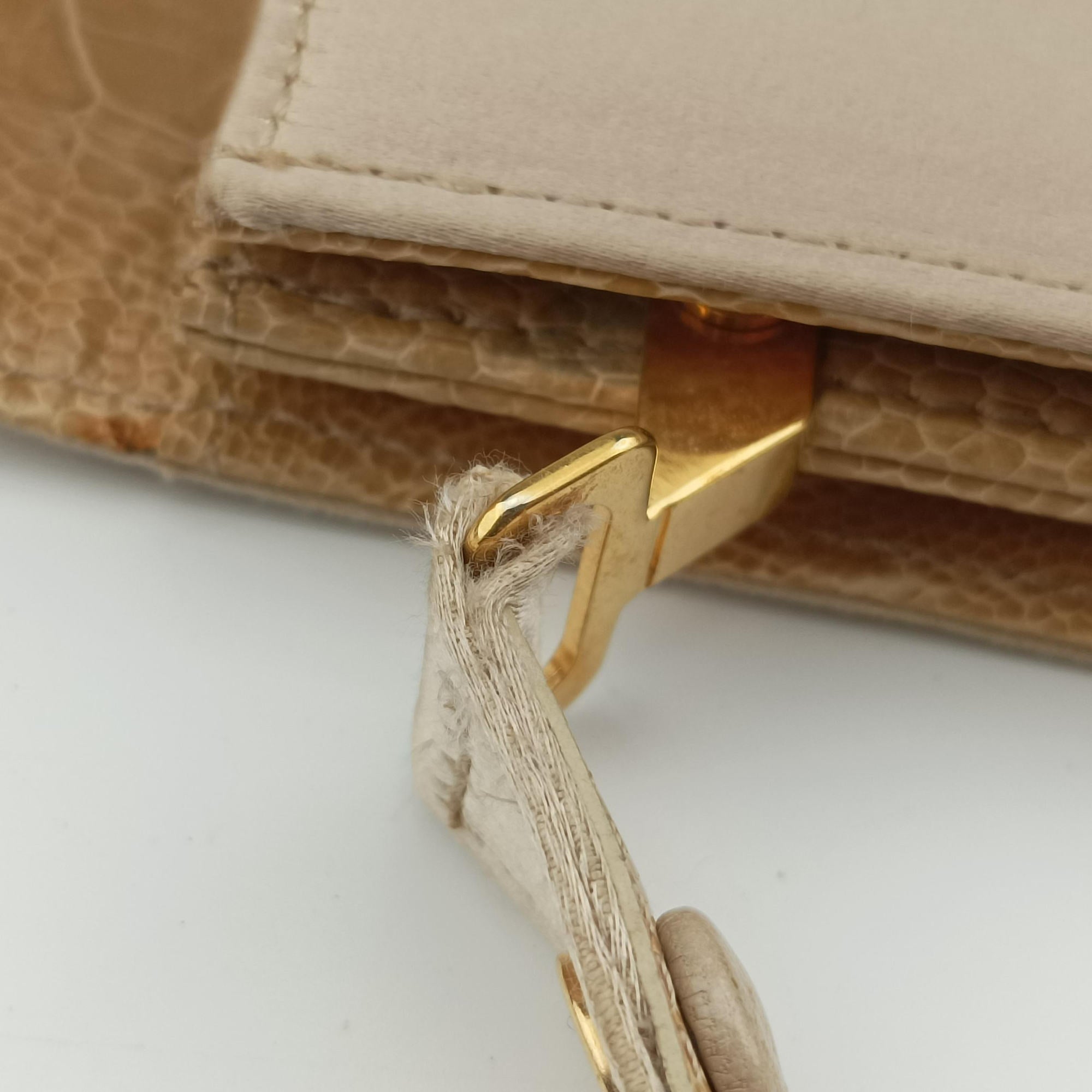 Square Flap Beige silk×leather 831507 83150790982スクエアフラップ ベージュ シルク×レザー 831507 83150790982