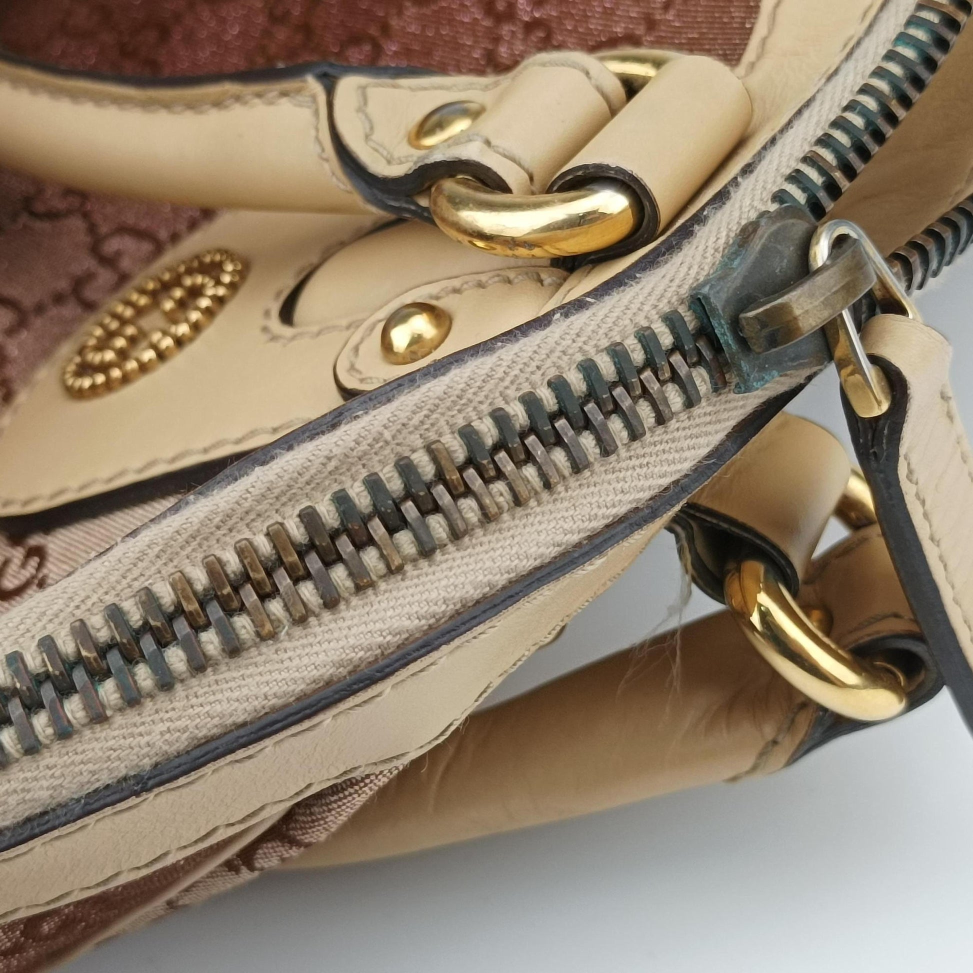 Scarlett Beige × Brownish Red canvas×leather 282299 A011592792スカーレット ベージュ × ブラウニッシュレッド キャンバス×レザー 282299 A011592792