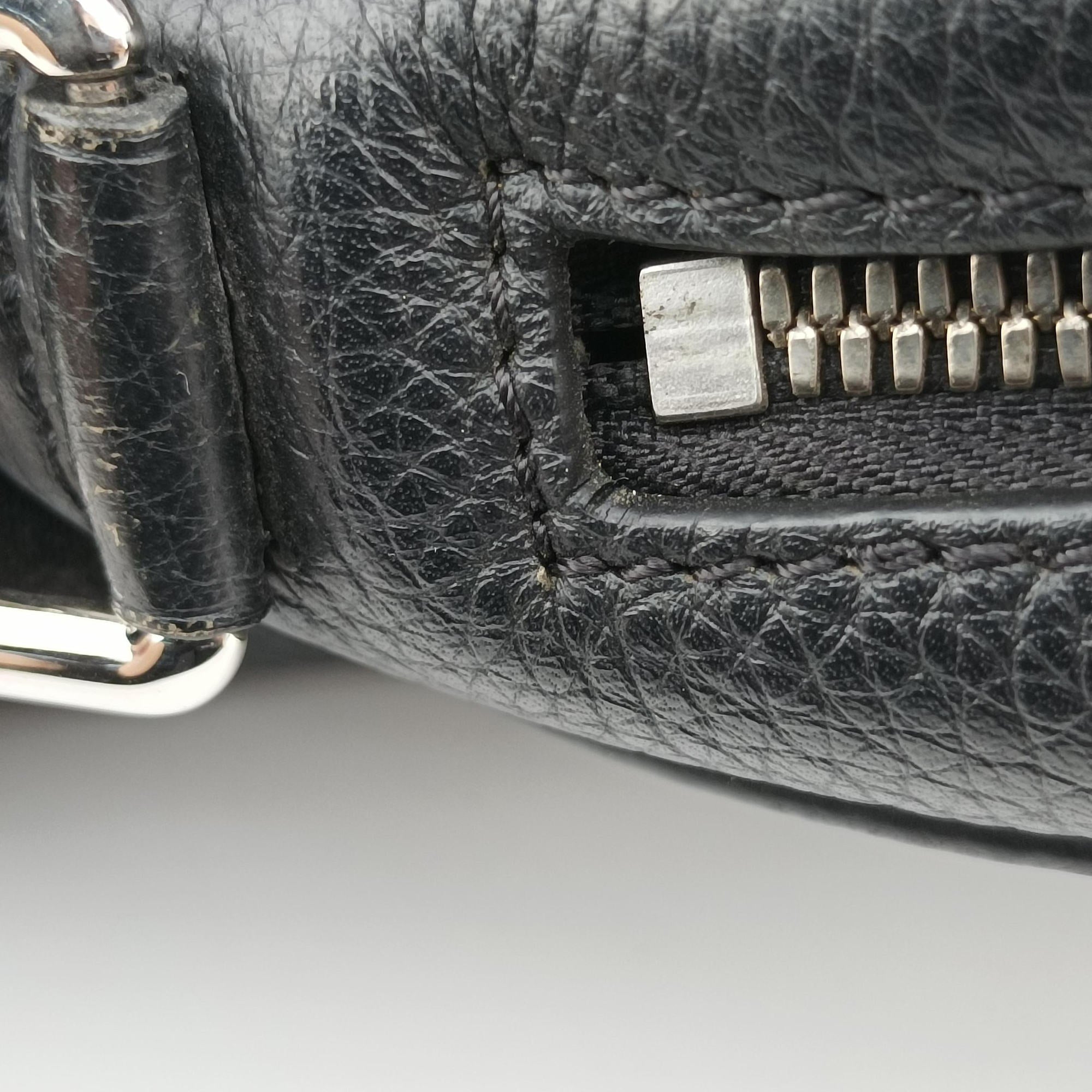 Victor Noir Taurillon Leather M41352 AH3155ヴィクトール ノワール トリヨン レザー M41352 AH3155