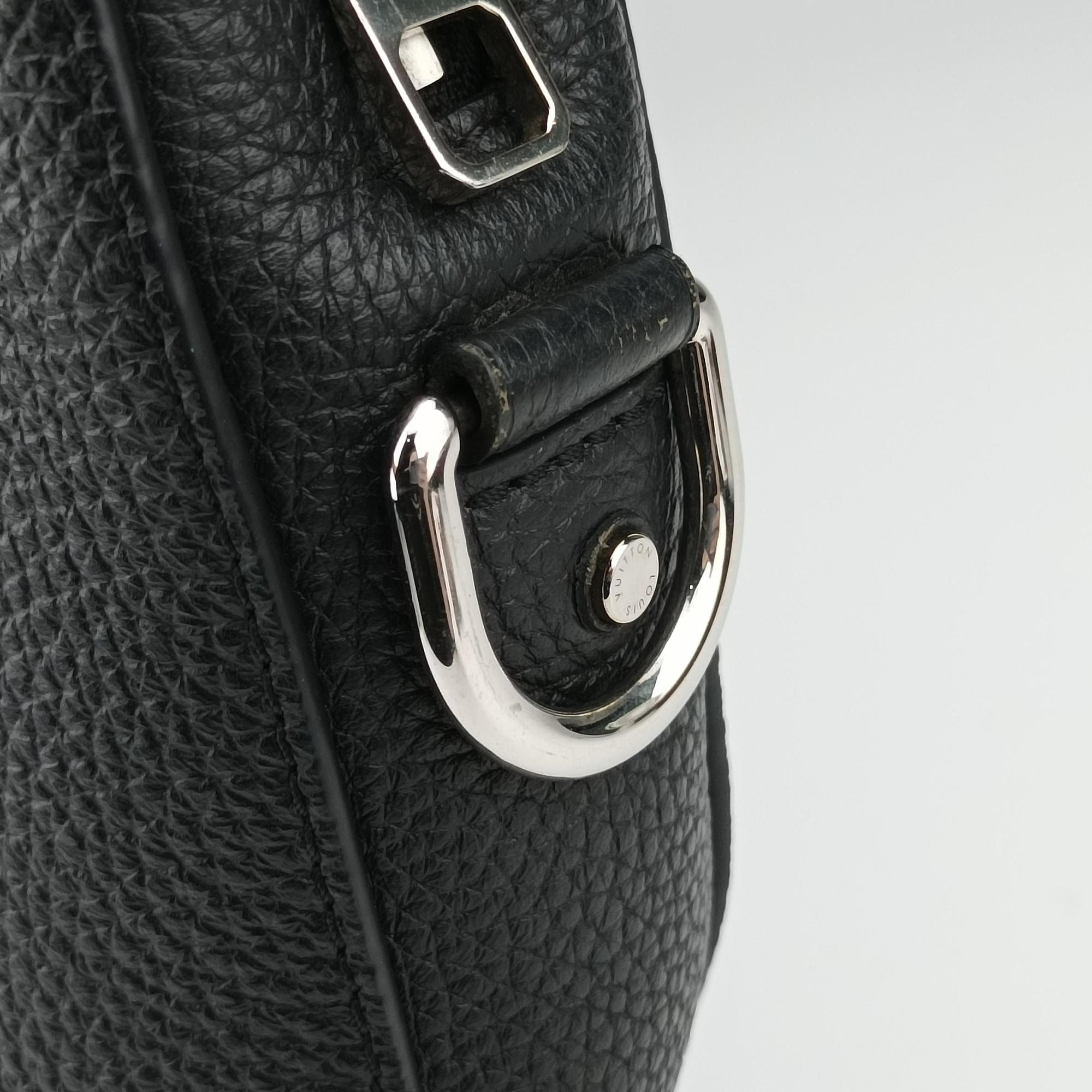 Victor Noir Taurillon Leather M41352 AH3155ヴィクトール ノワール トリヨン レザー M41352 AH3155