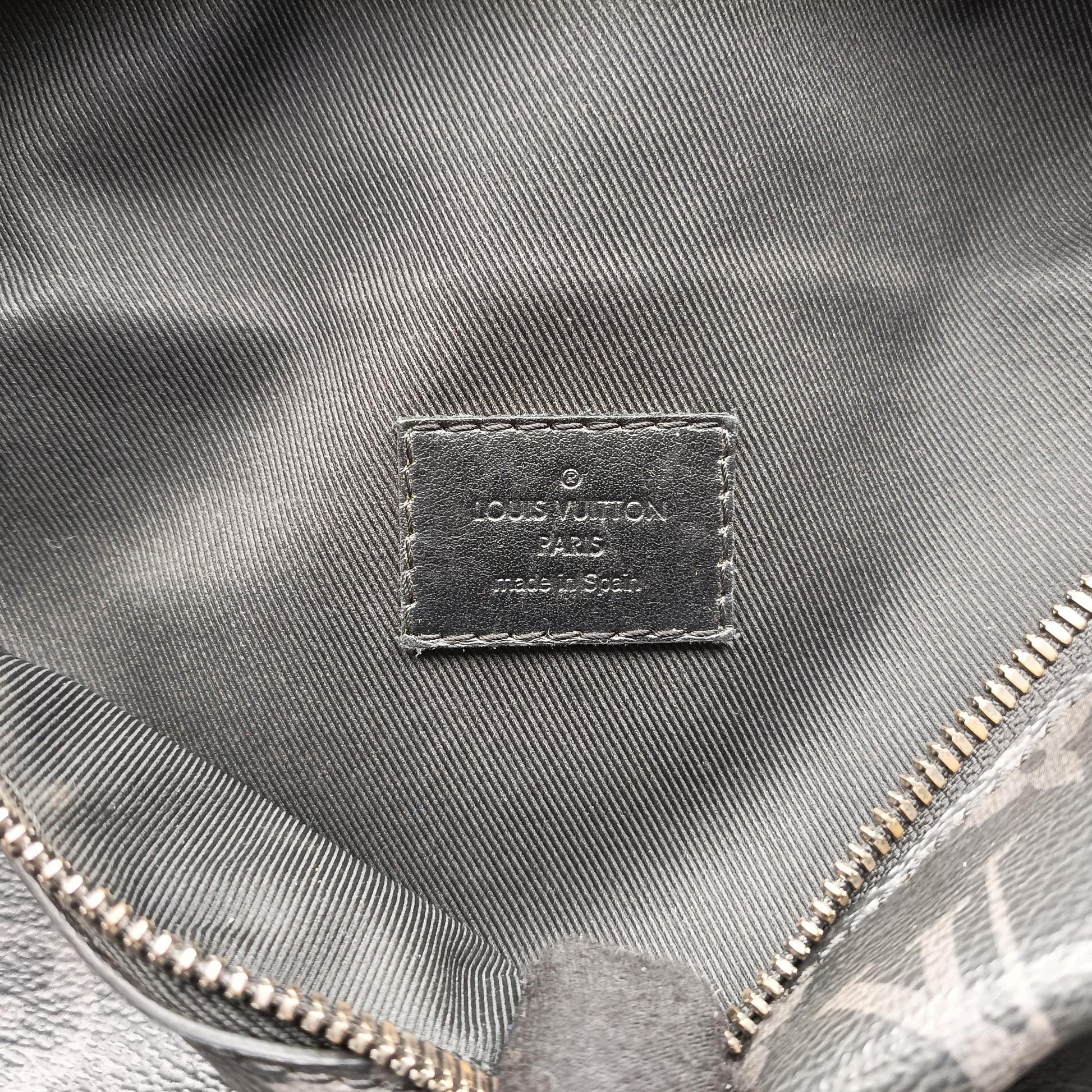 Discovery Bum Bag Black Monogram eclipse M44336 CA1129ディスカバリーバムバッグ ブラック モノグラム エクリプス M44336 CA1129