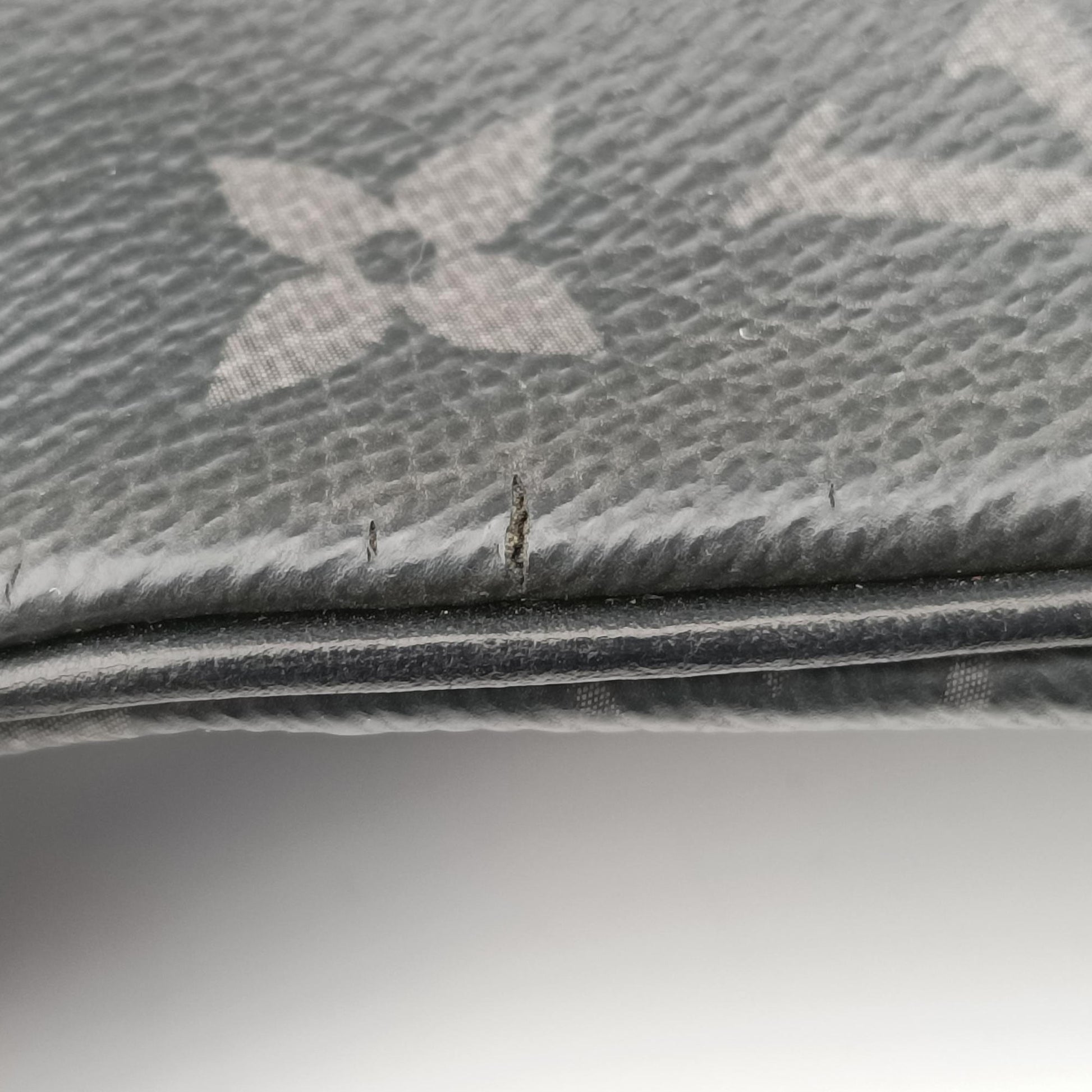 Discovery Bum Bag Black Monogram eclipse M44336 CA1129ディスカバリーバムバッグ ブラック モノグラム エクリプス M44336 CA1129