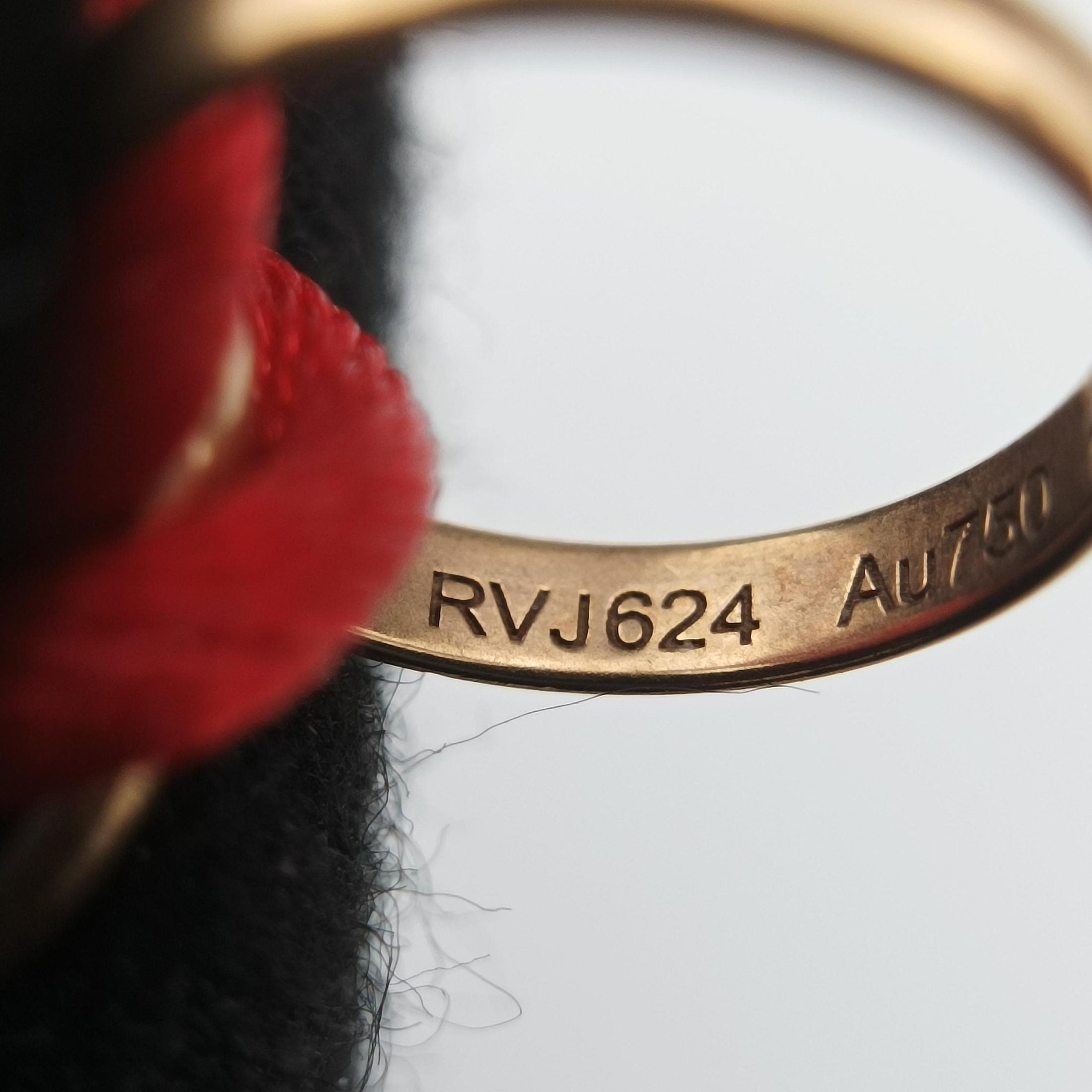 Trinity Cord Golden AU750 B6069100 RVJ624トリニティ コード ゴールド AU750 B6069100 RVJ624