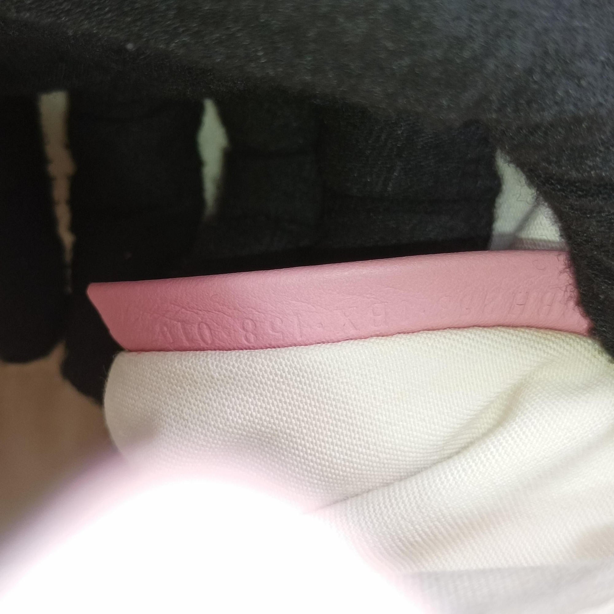 Petite 2 JOURS Pink Leather 8BH253 8BH253-7BX-158-010プチ トゥージュール ピンク レザー 8BH253 8BH253-7BX-158-010