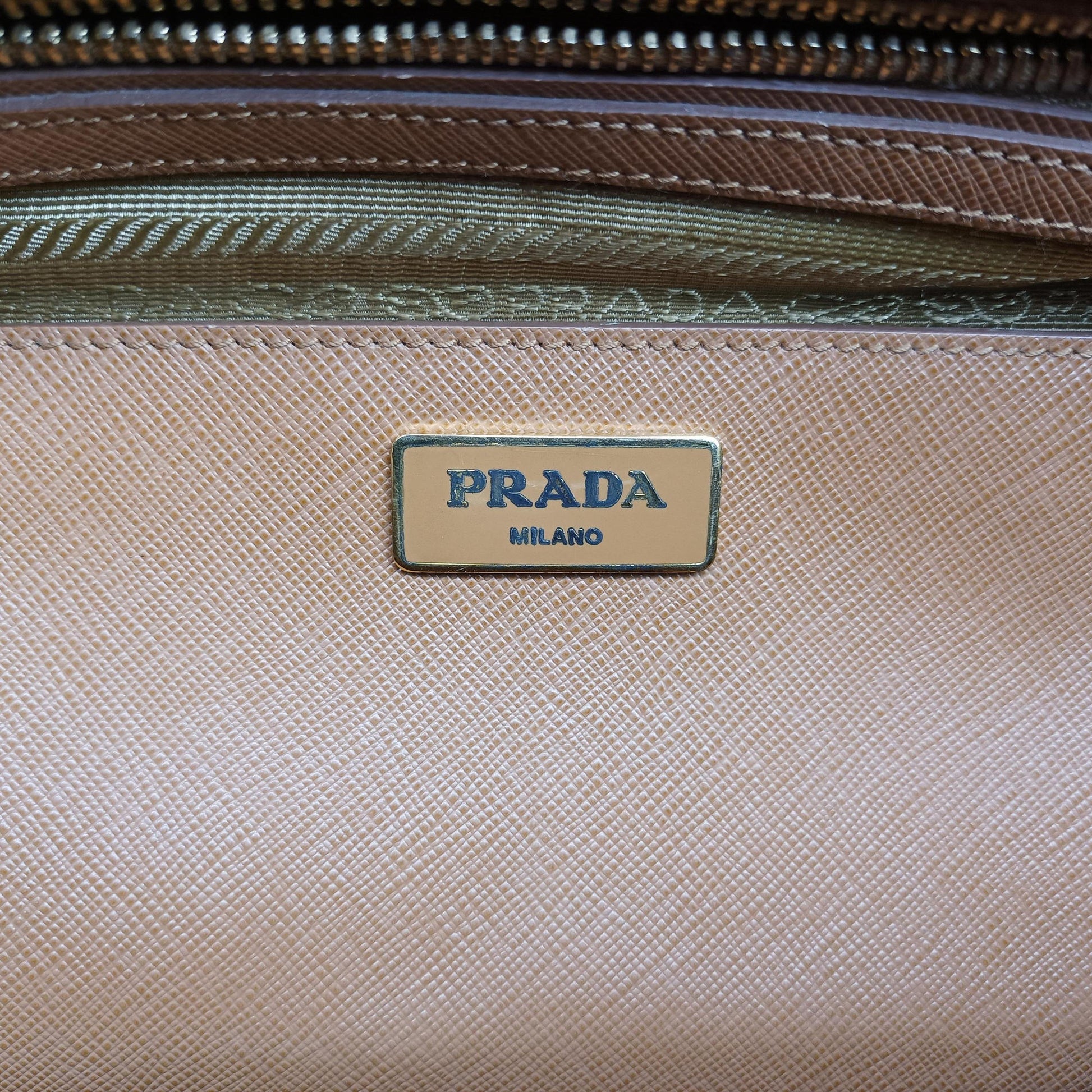 Galleria brown×orange SAFFIANO Leather B2274C 25ガレリア ブラウン×オレンジ サフィアーノレザー B2274C 25