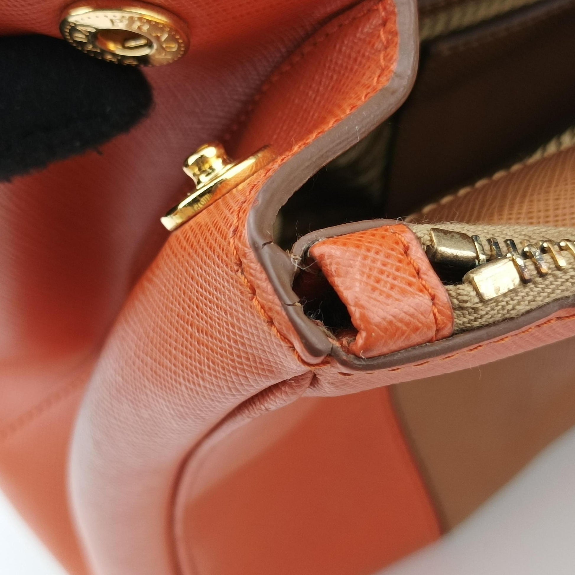 Galleria brown×orange SAFFIANO Leather B2274C 25ガレリア ブラウン×オレンジ サフィアーノレザー B2274C 25