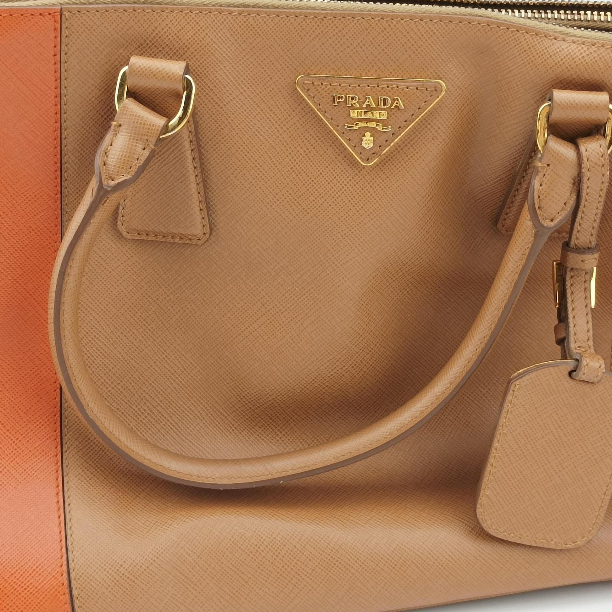 Galleria brown×orange SAFFIANO Leather B2274C 25ガレリア ブラウン×オレンジ サフィアーノレザー B2274C 25
