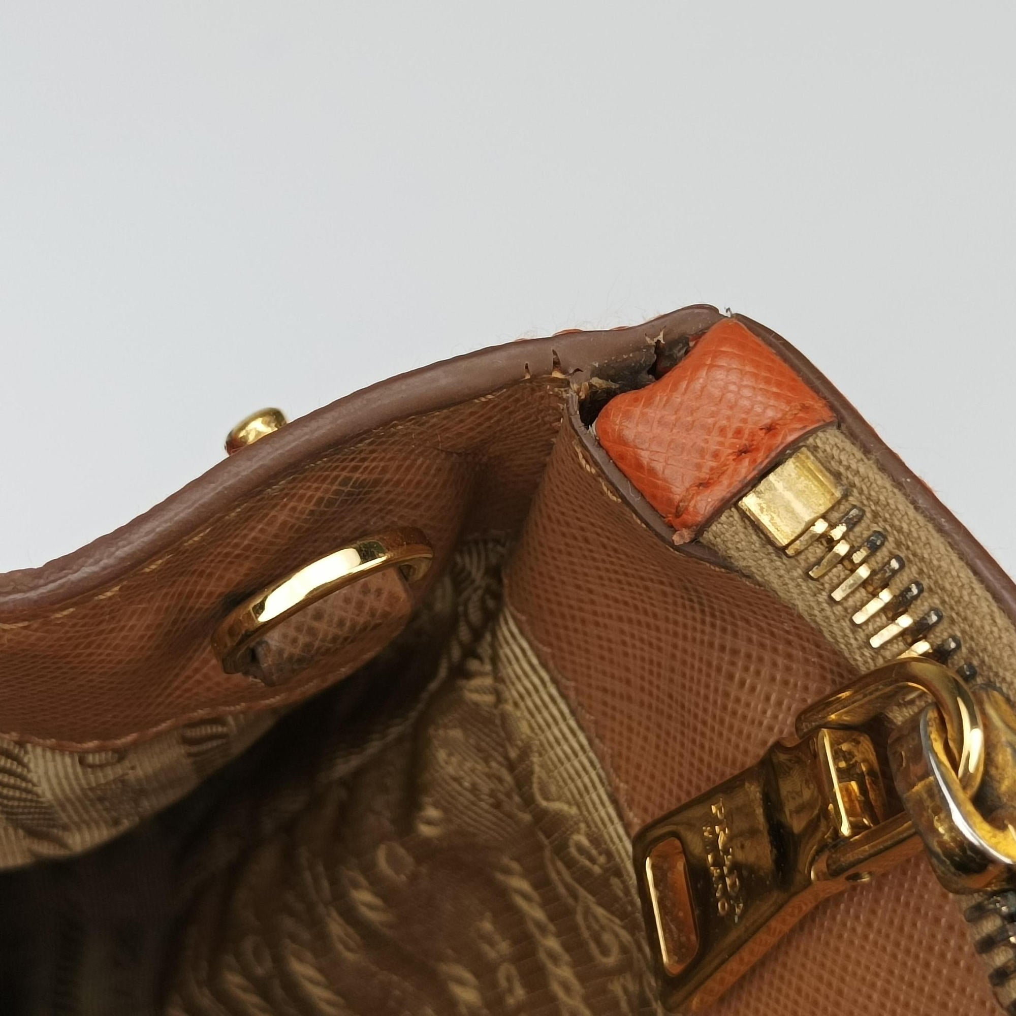 Galleria brown×orange SAFFIANO Leather B2274C 25ガレリア ブラウン×オレンジ サフィアーノレザー B2274C 25